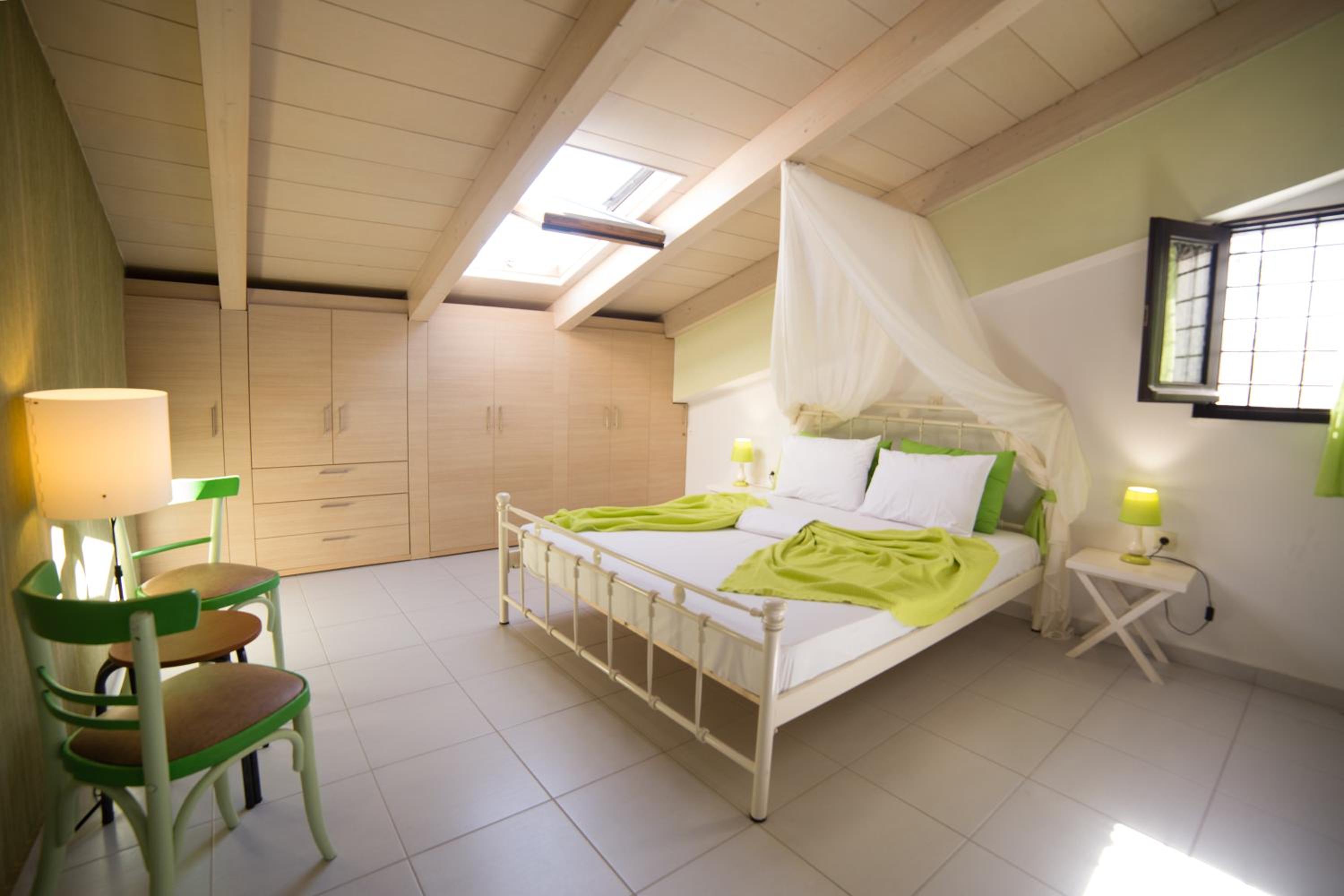 Maisonette photo 1