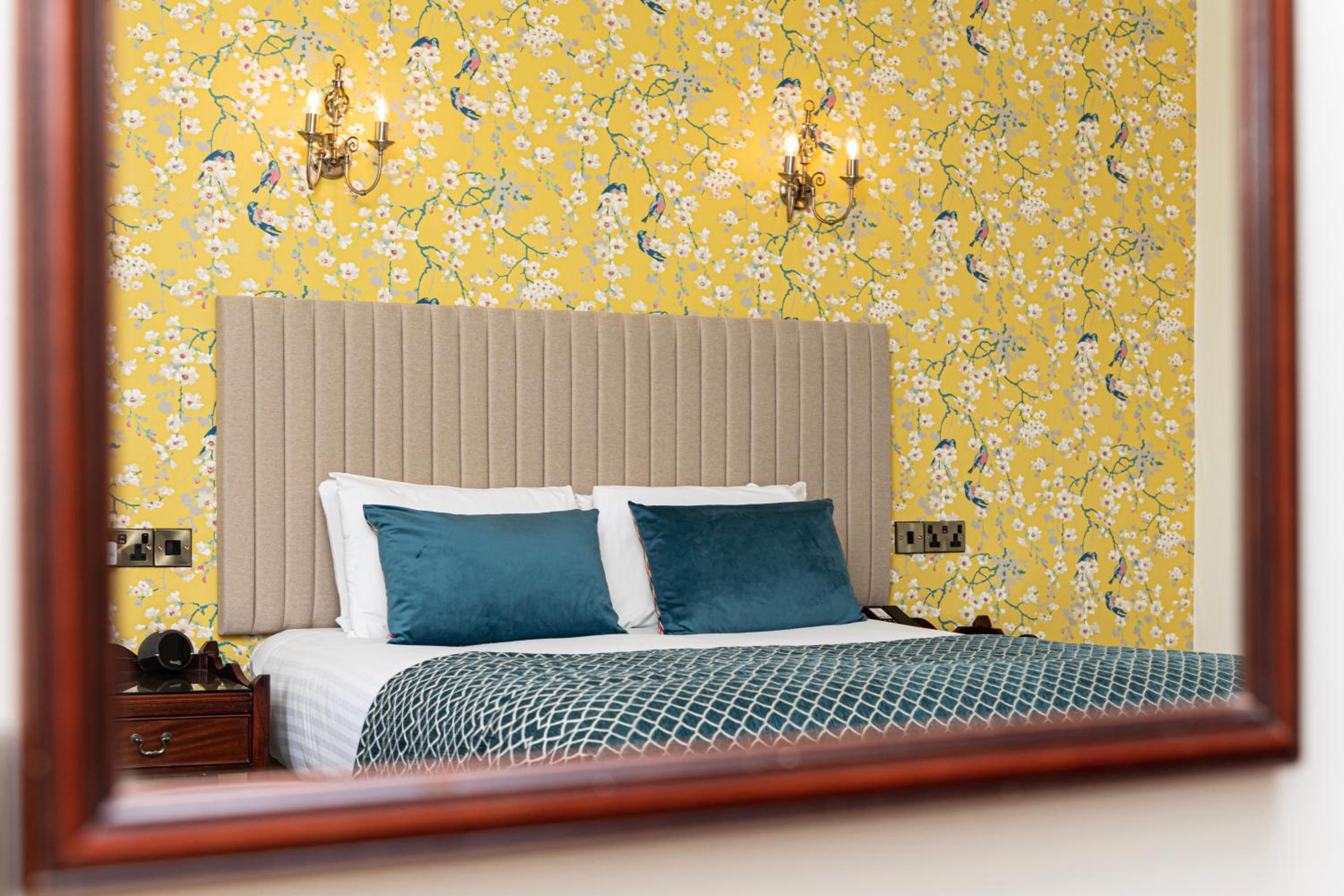 Double Room with Valley View - Photo 4