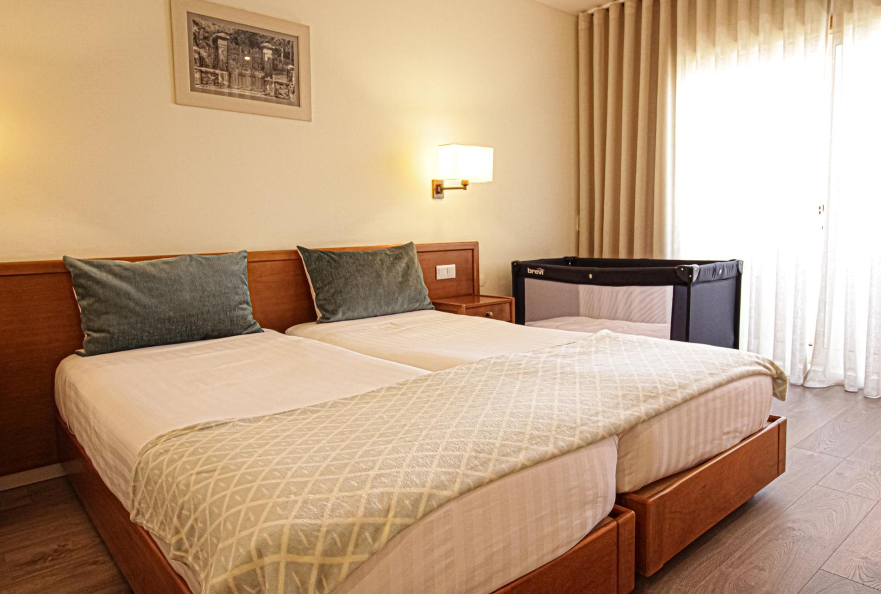Twin Room with Balcony