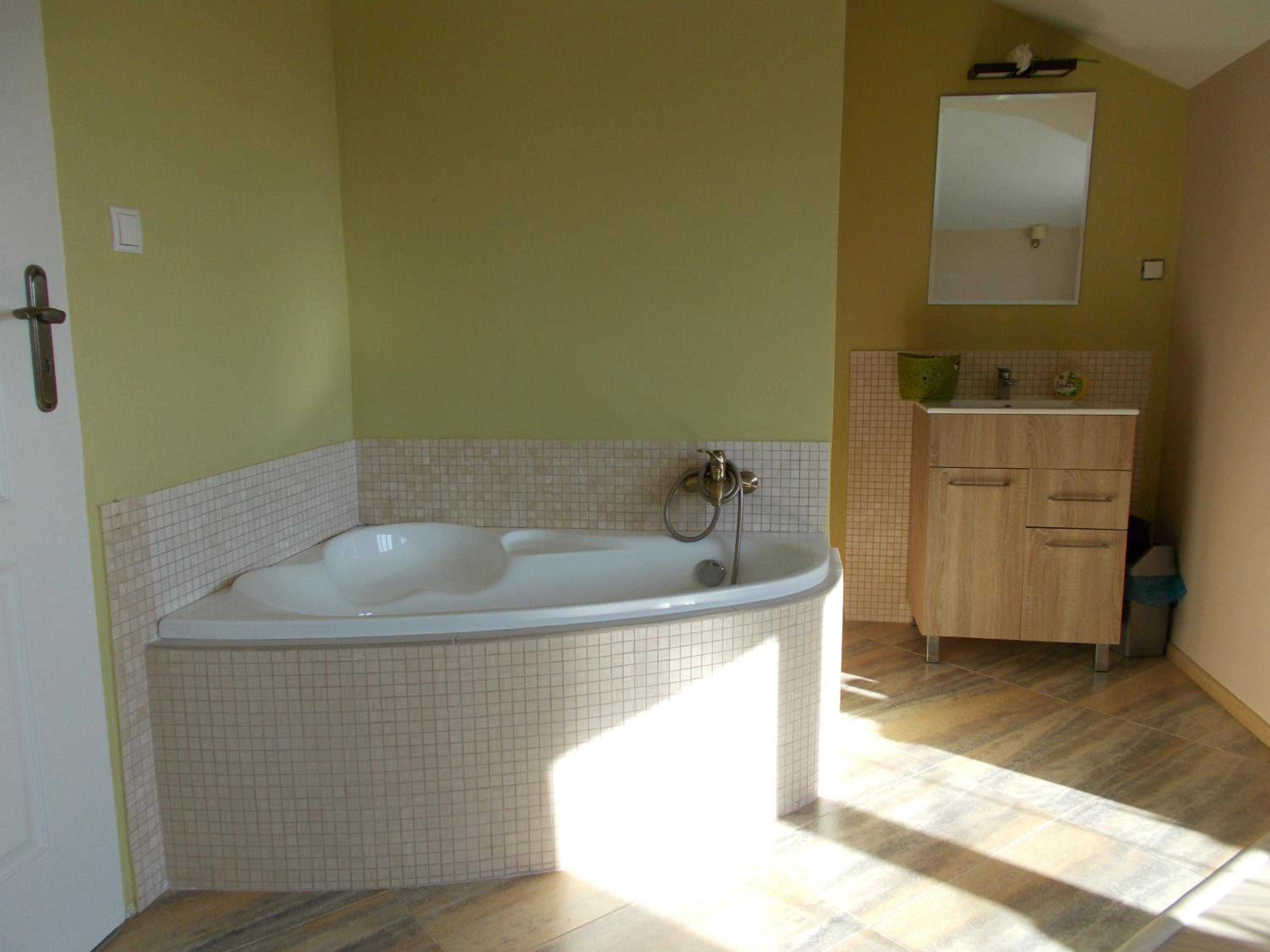 Apartment (1-2 Adults) photo 2