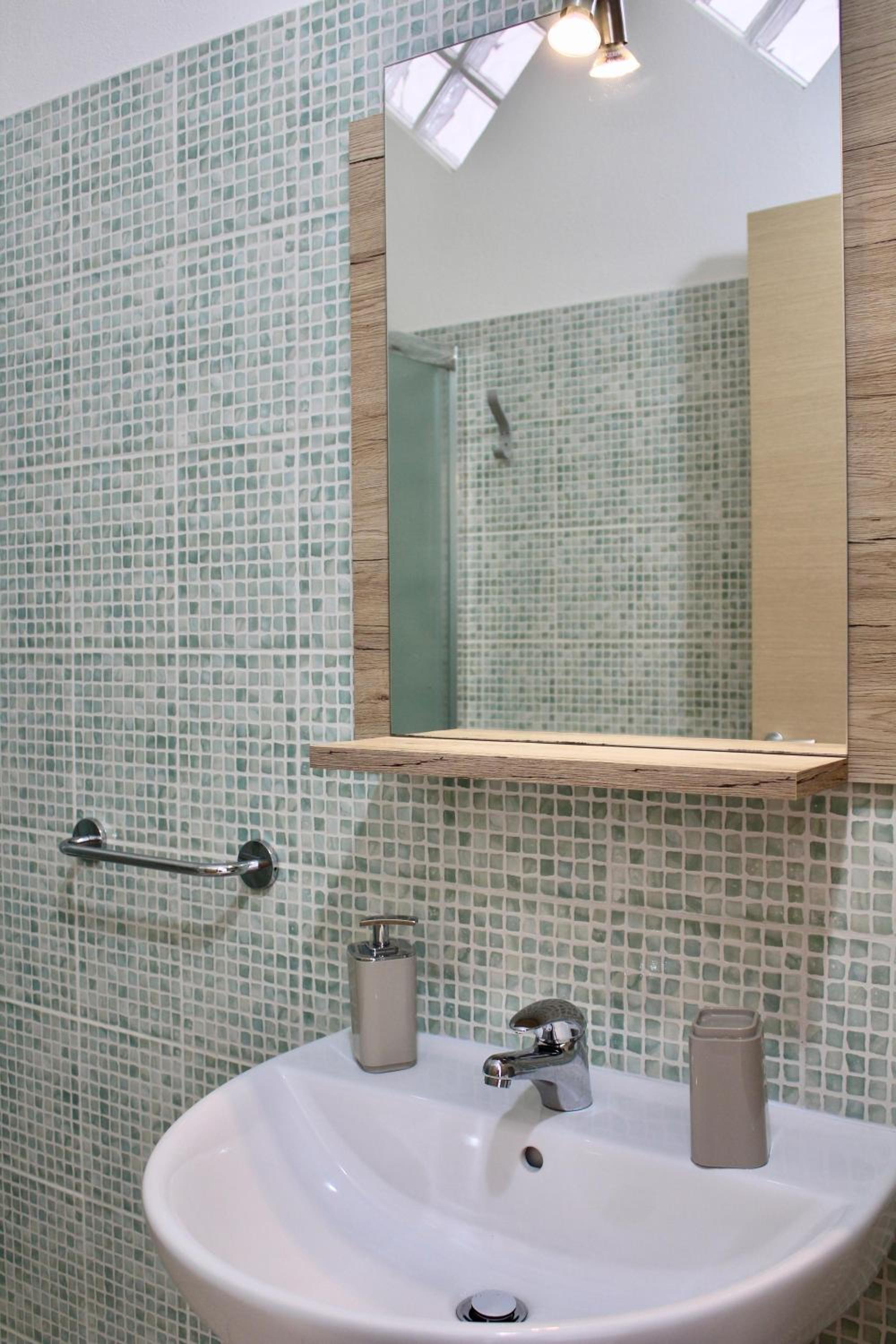 Double Room - Photo 11
