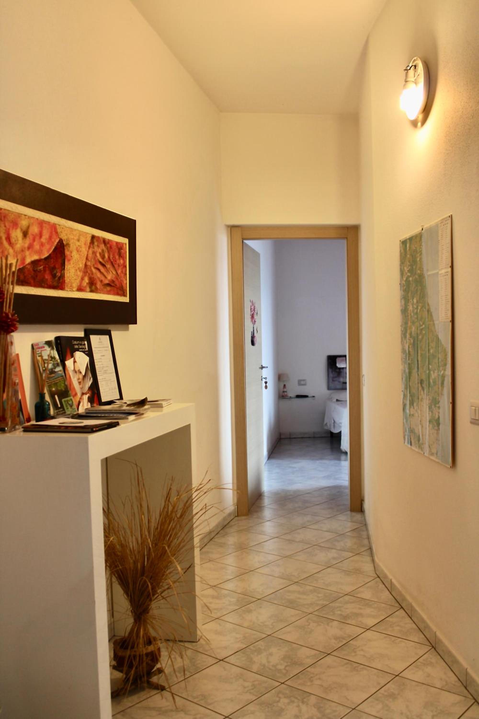 Double Room - Photo 7