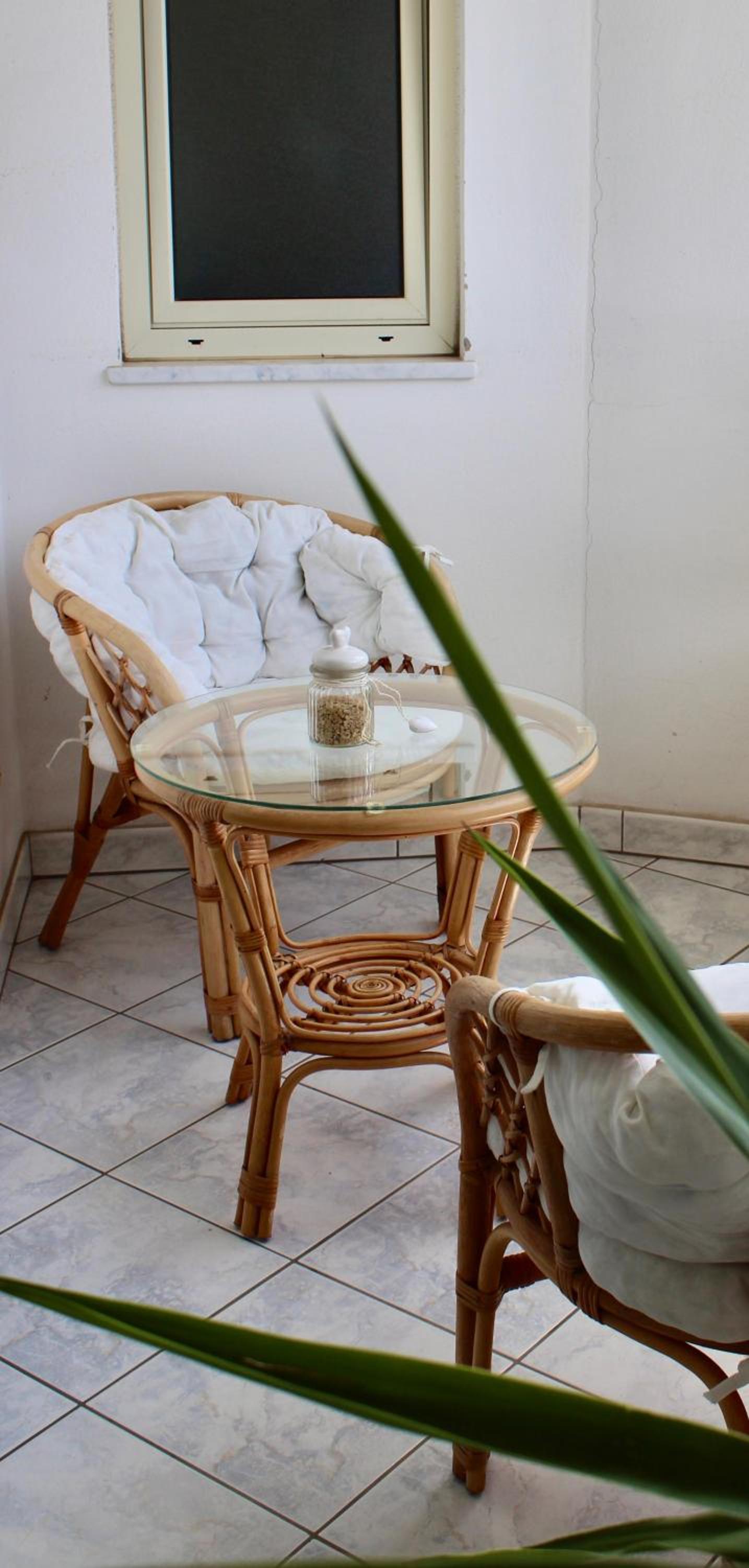 Double Room - Photo 12