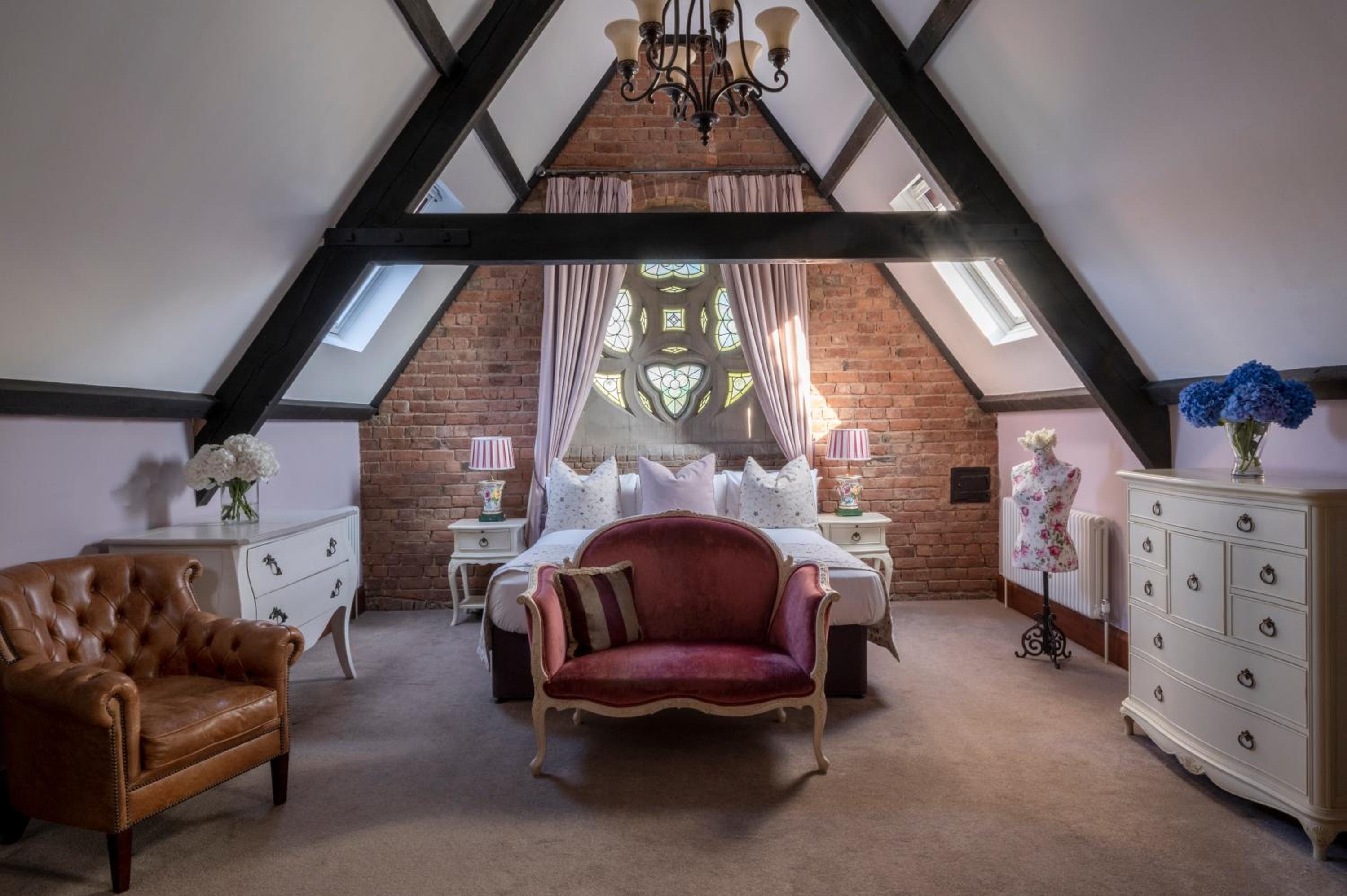 Feature Room