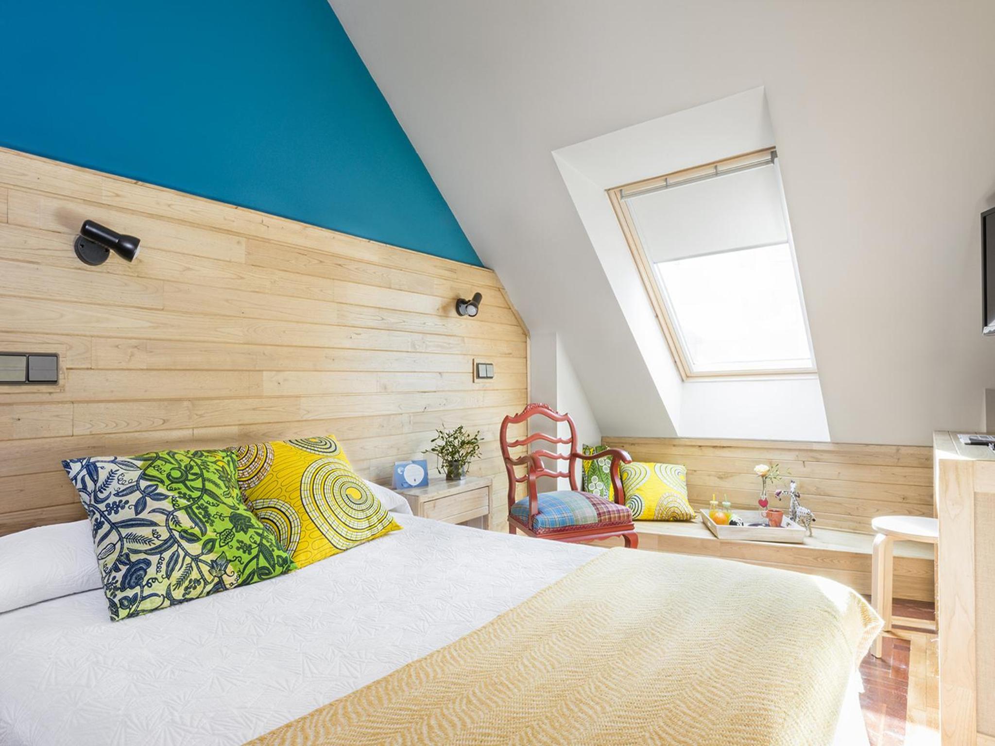 Double Room - Attic photo 2