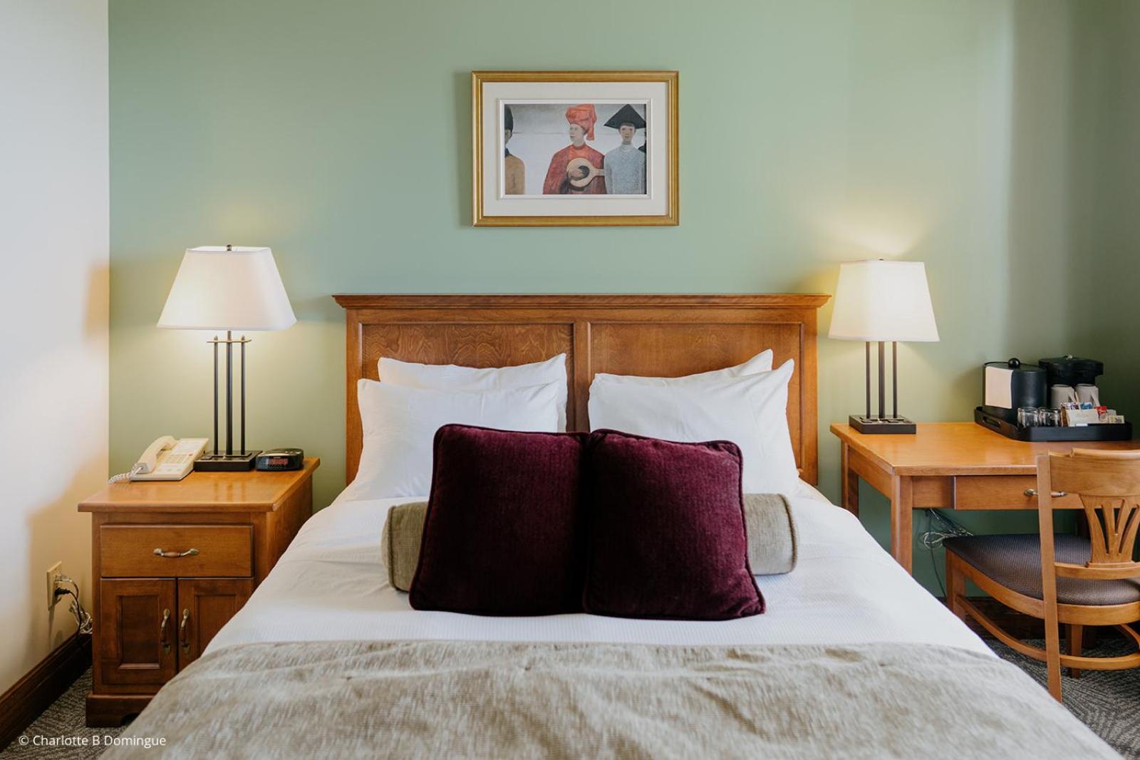 Standard Queen Room - Photo 4