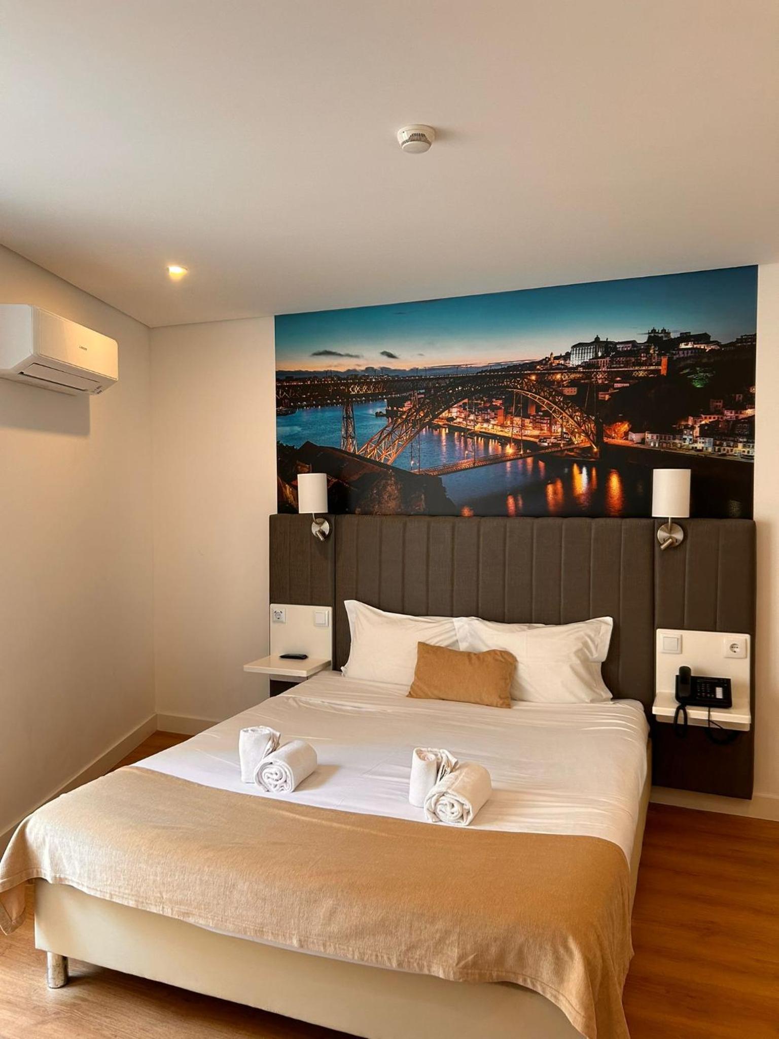 Double Room - Disability Access photo 1