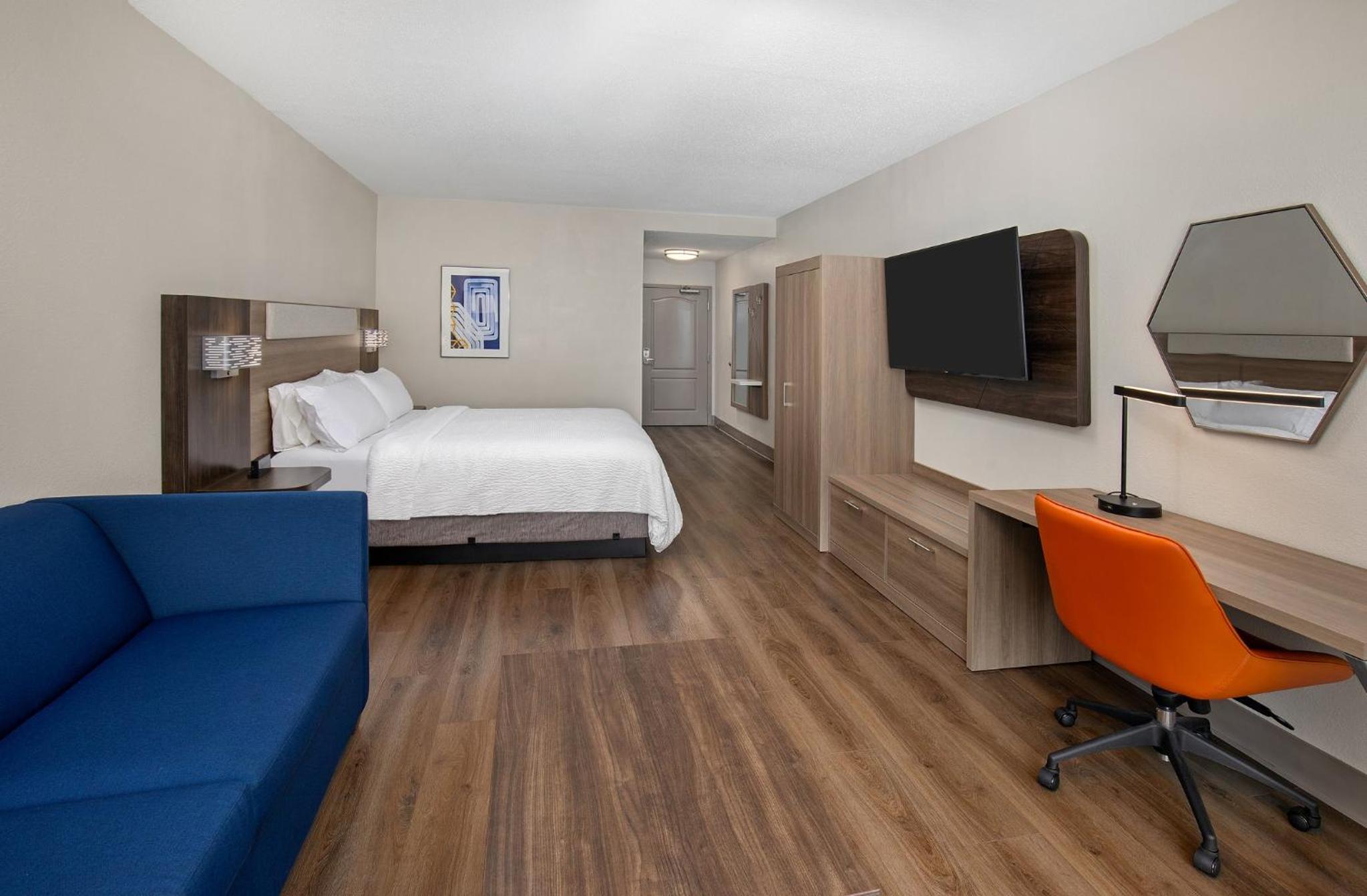 King Suite - Photo 5