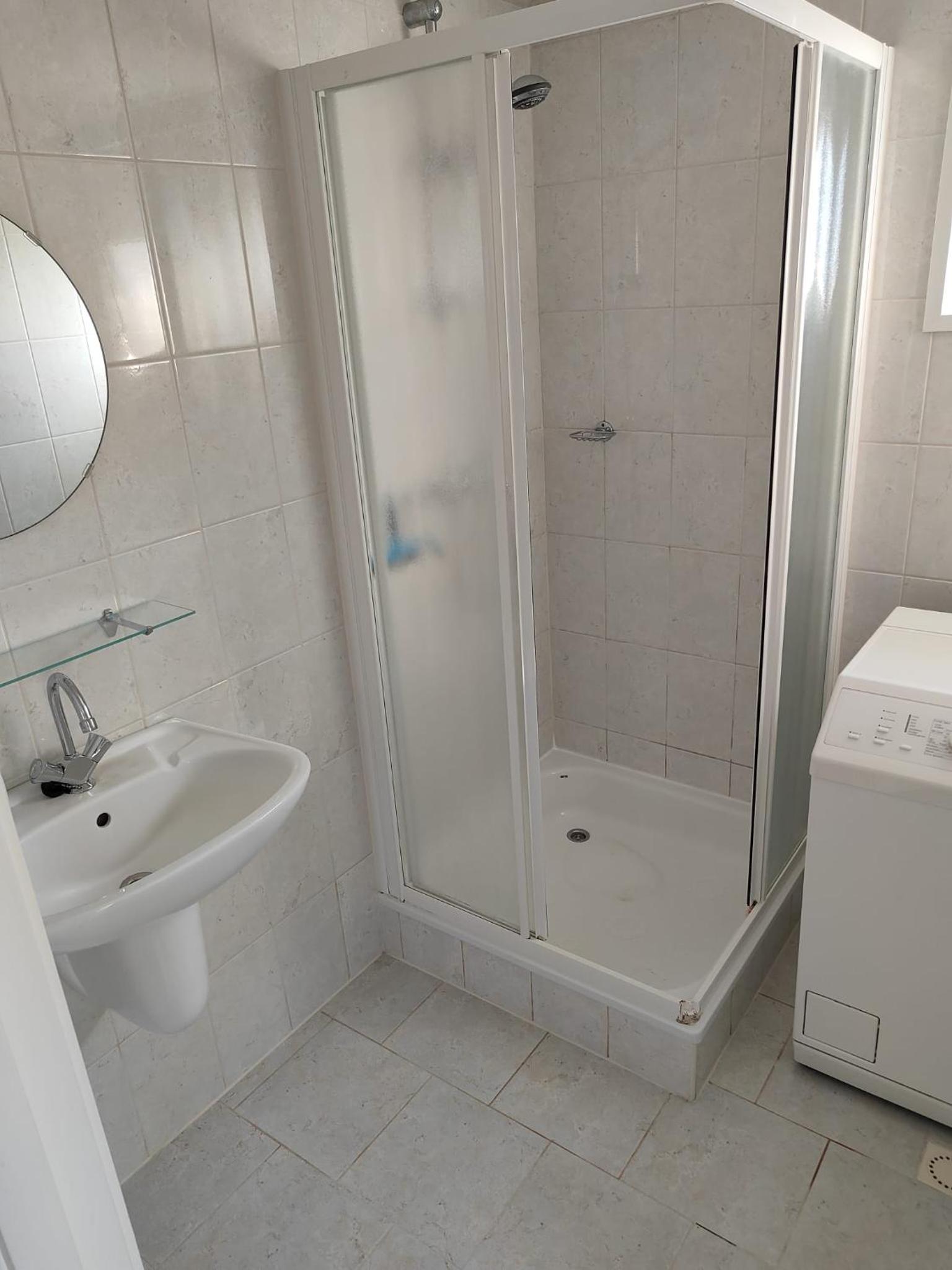 Three-Bedroom House photo 3