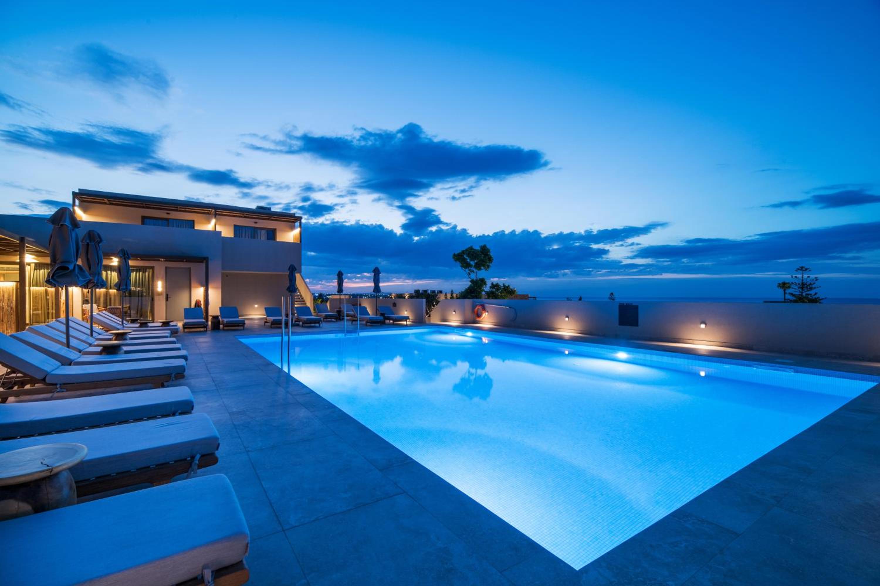 Classic Double Garden View Sharing Pool photo 2