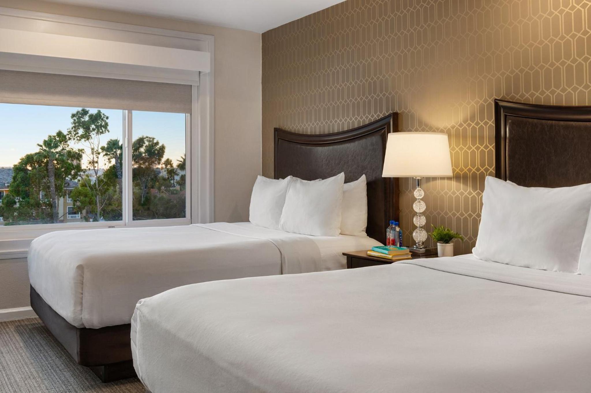 Peacock Suites — hotel photo 2