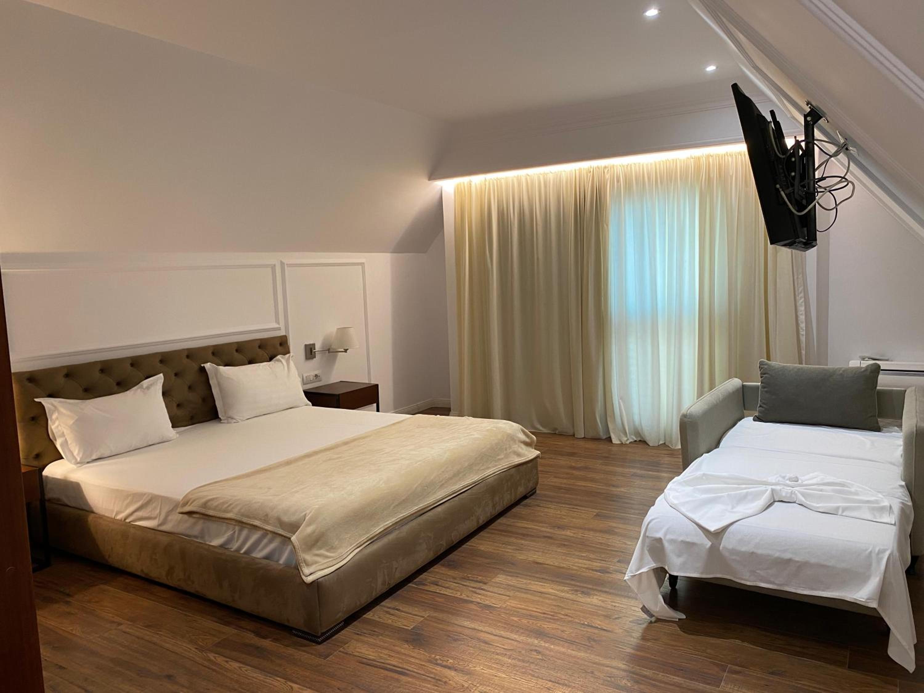 Double Room with Extra Bed