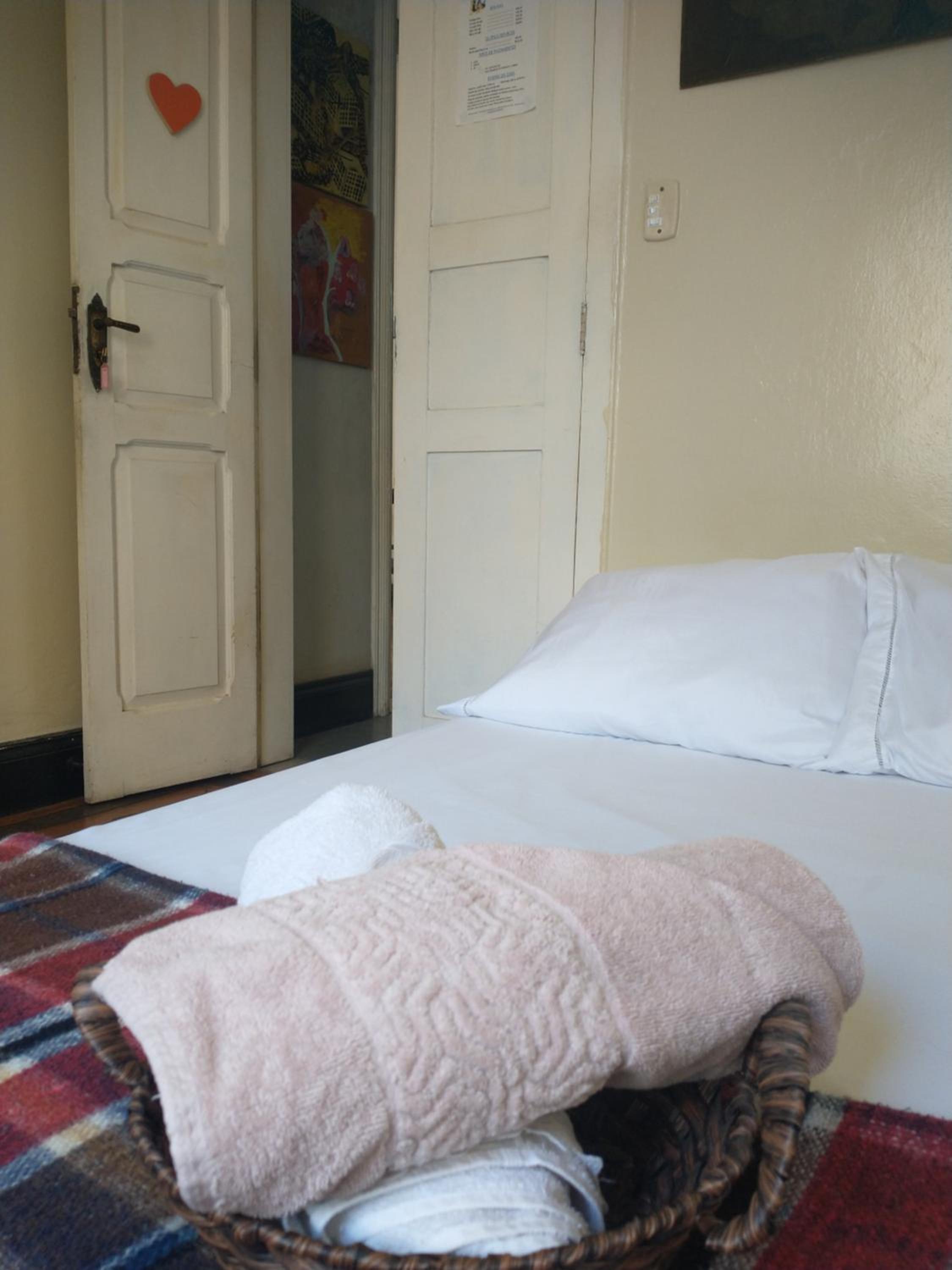 Standard Double Room with Shared Bathroom photo 1