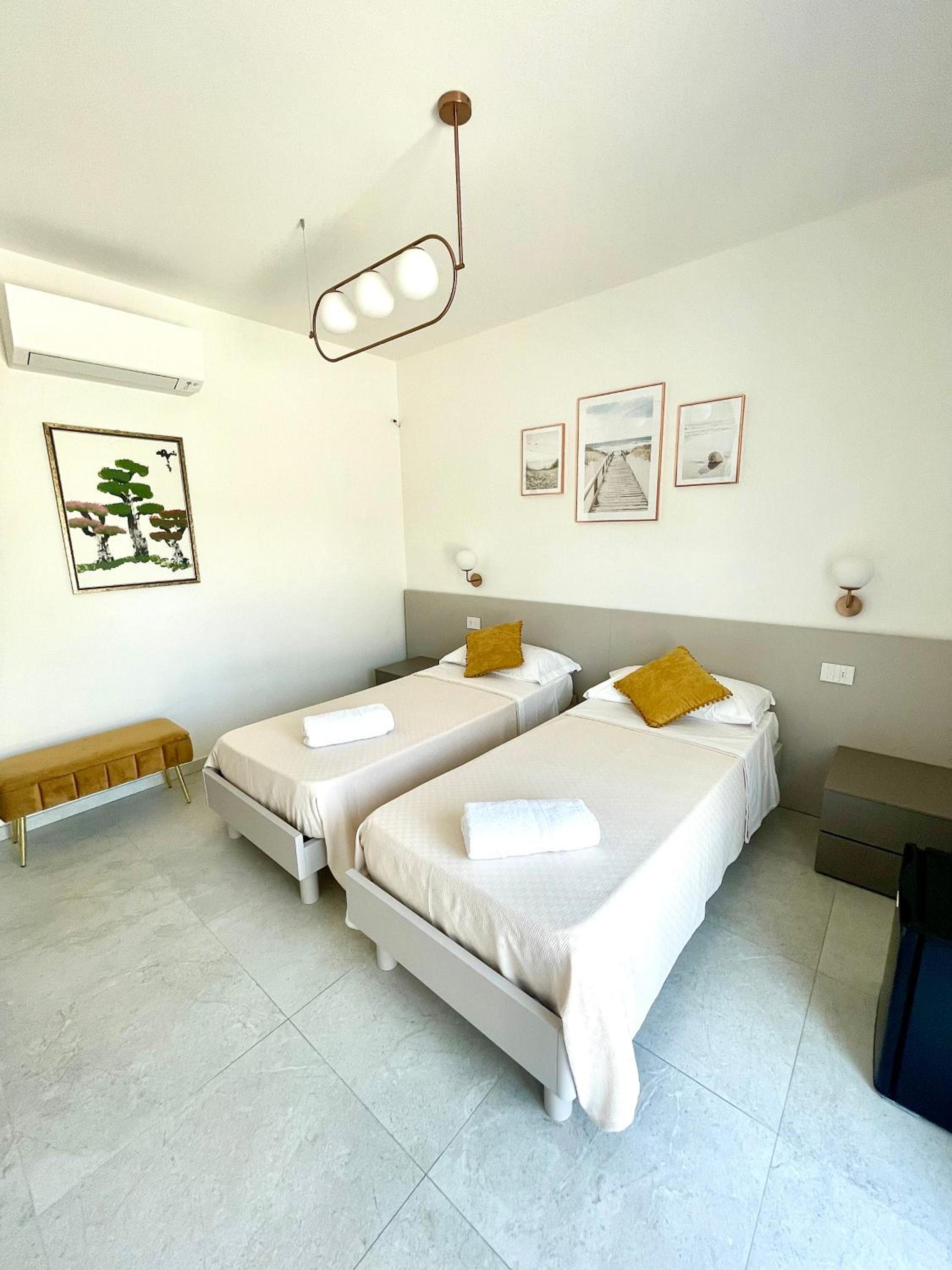 Twin Room with Private Bathroom