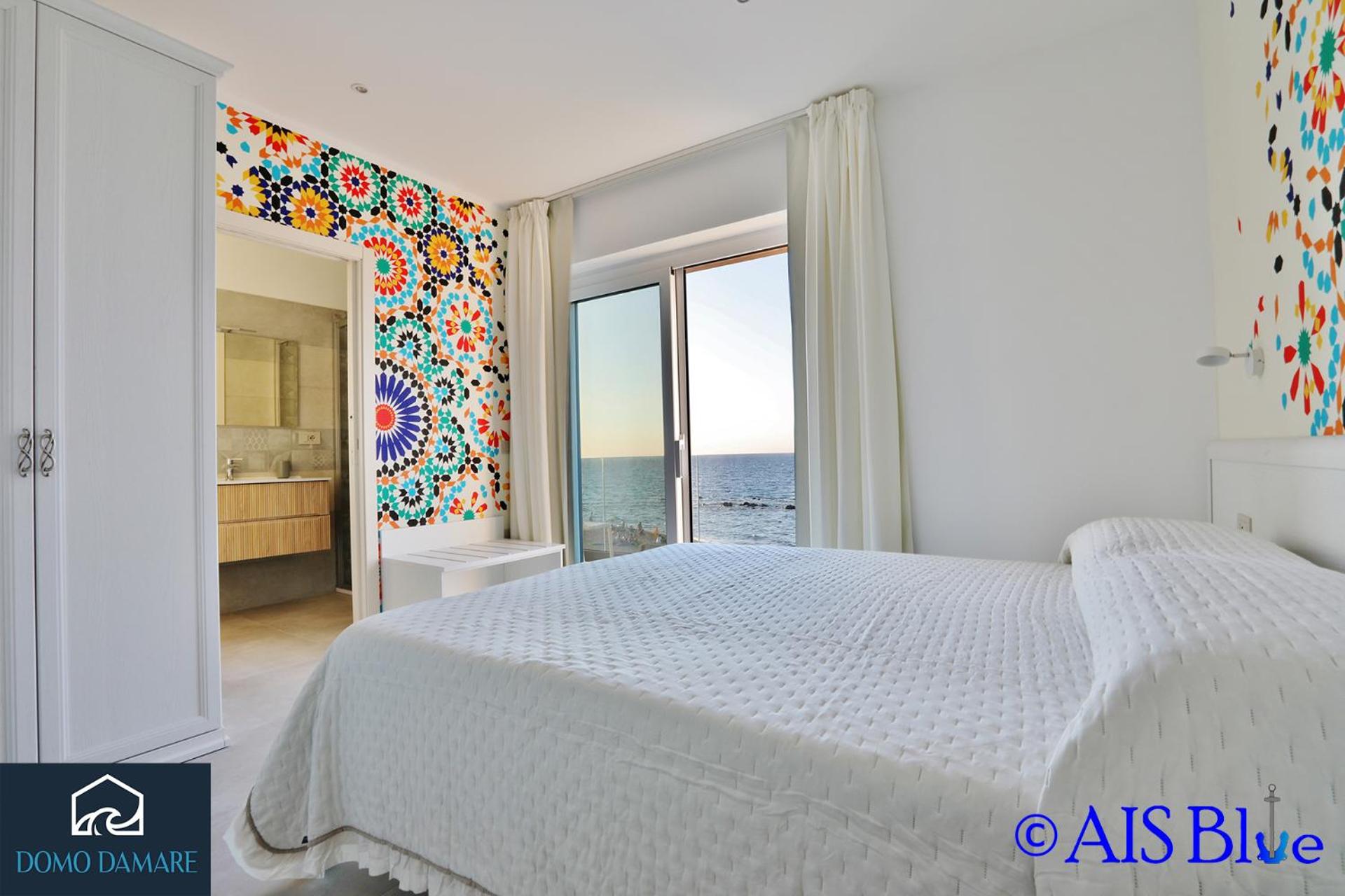 Deluxe Double Room with Sea View