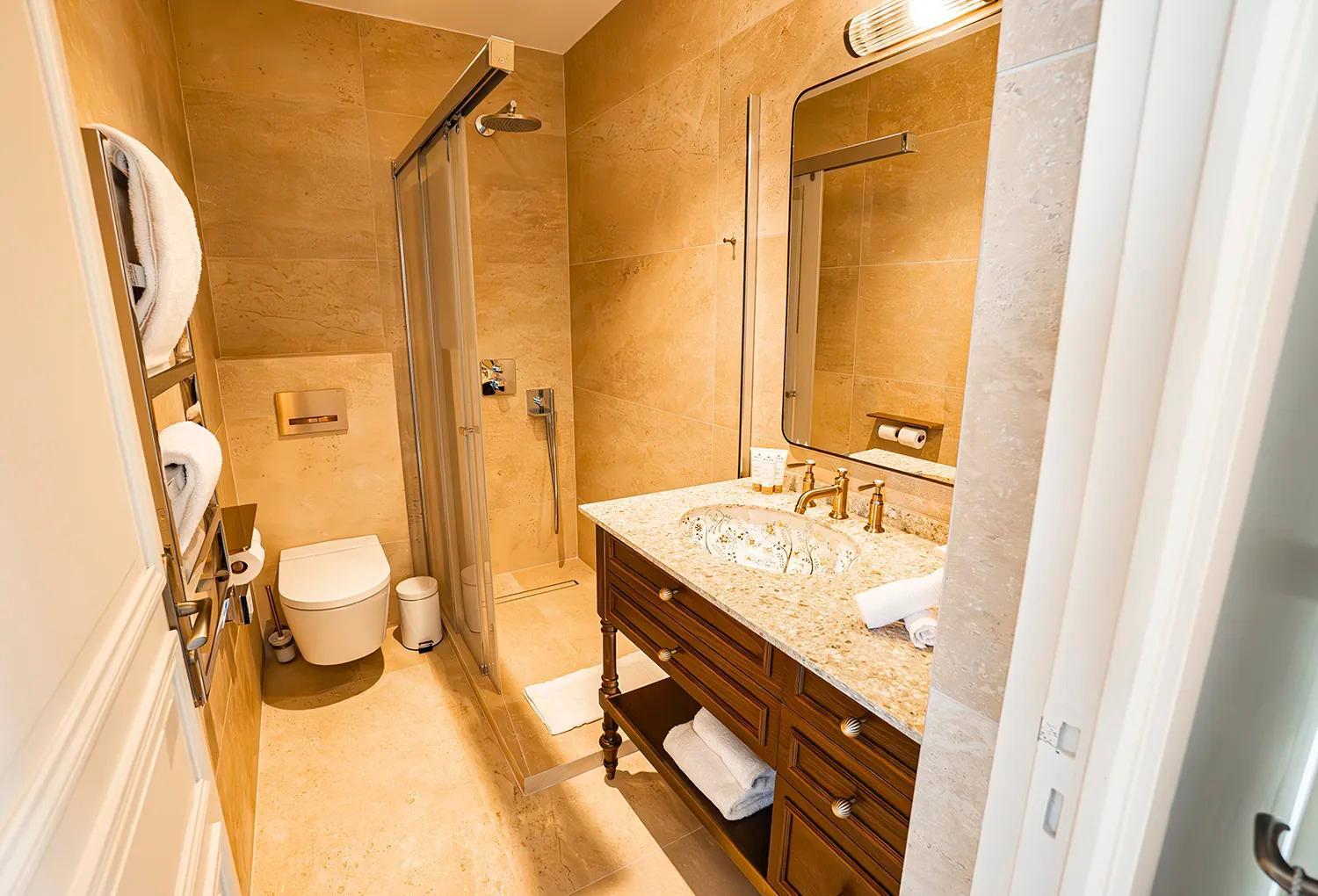 Classic Double Room Castle - Photo 3
