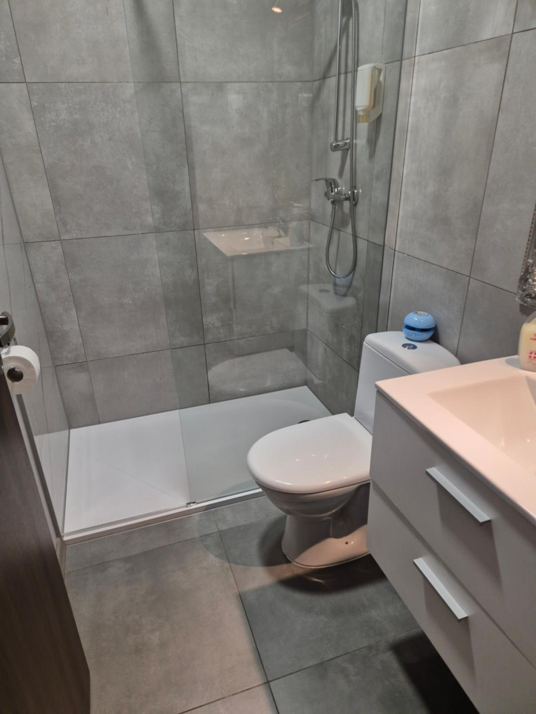 Classic Triple Room - Photo 2