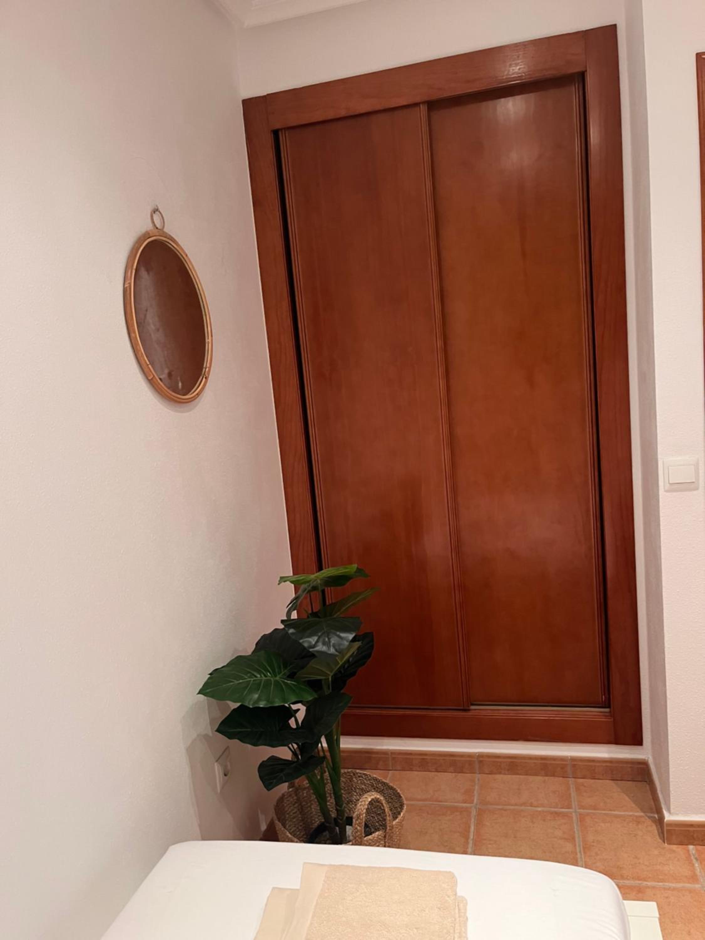 Apartamento de Dos Habitaciones con Terraza