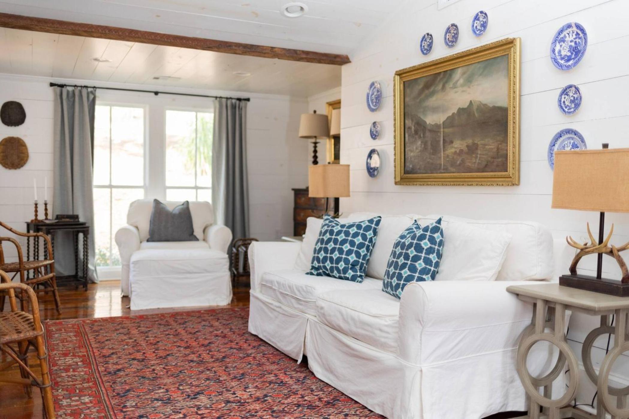 Three-Bedroom House photo 1