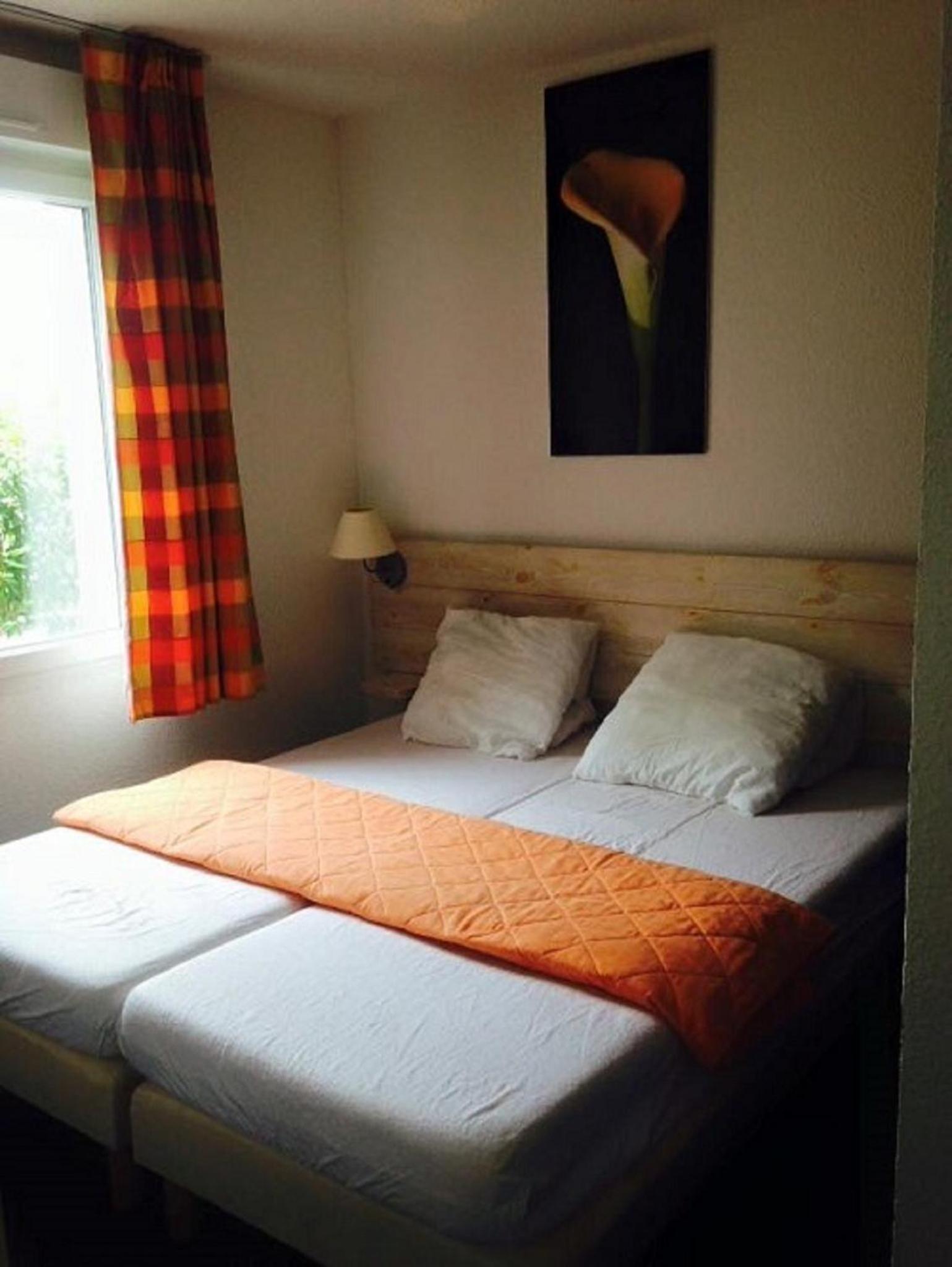 One-Bedroom Apartment (6 Adults) photo 1