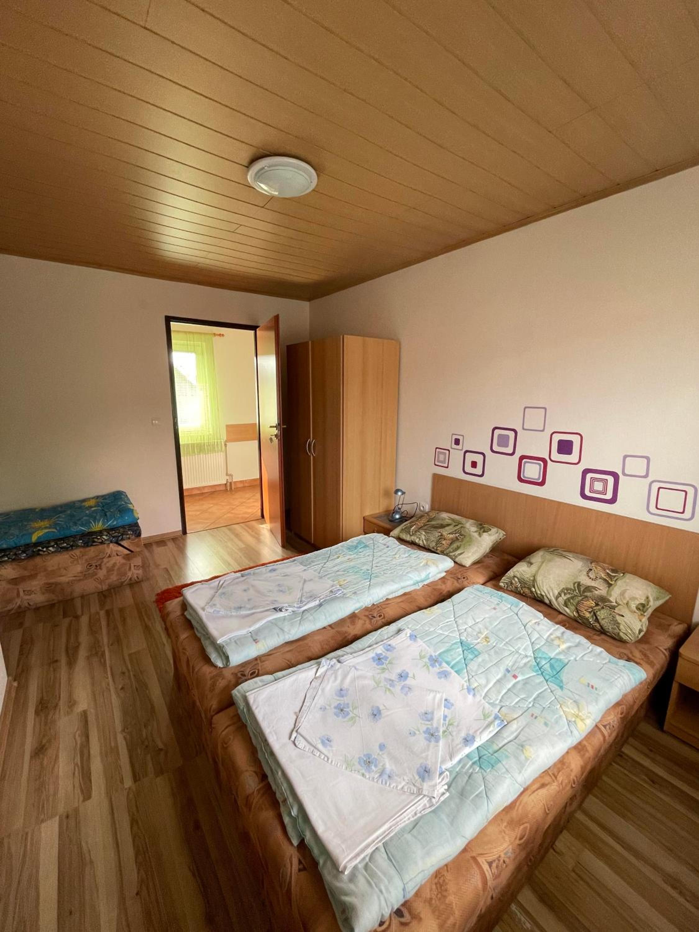 Triple Room with Private Bathroom photo 3