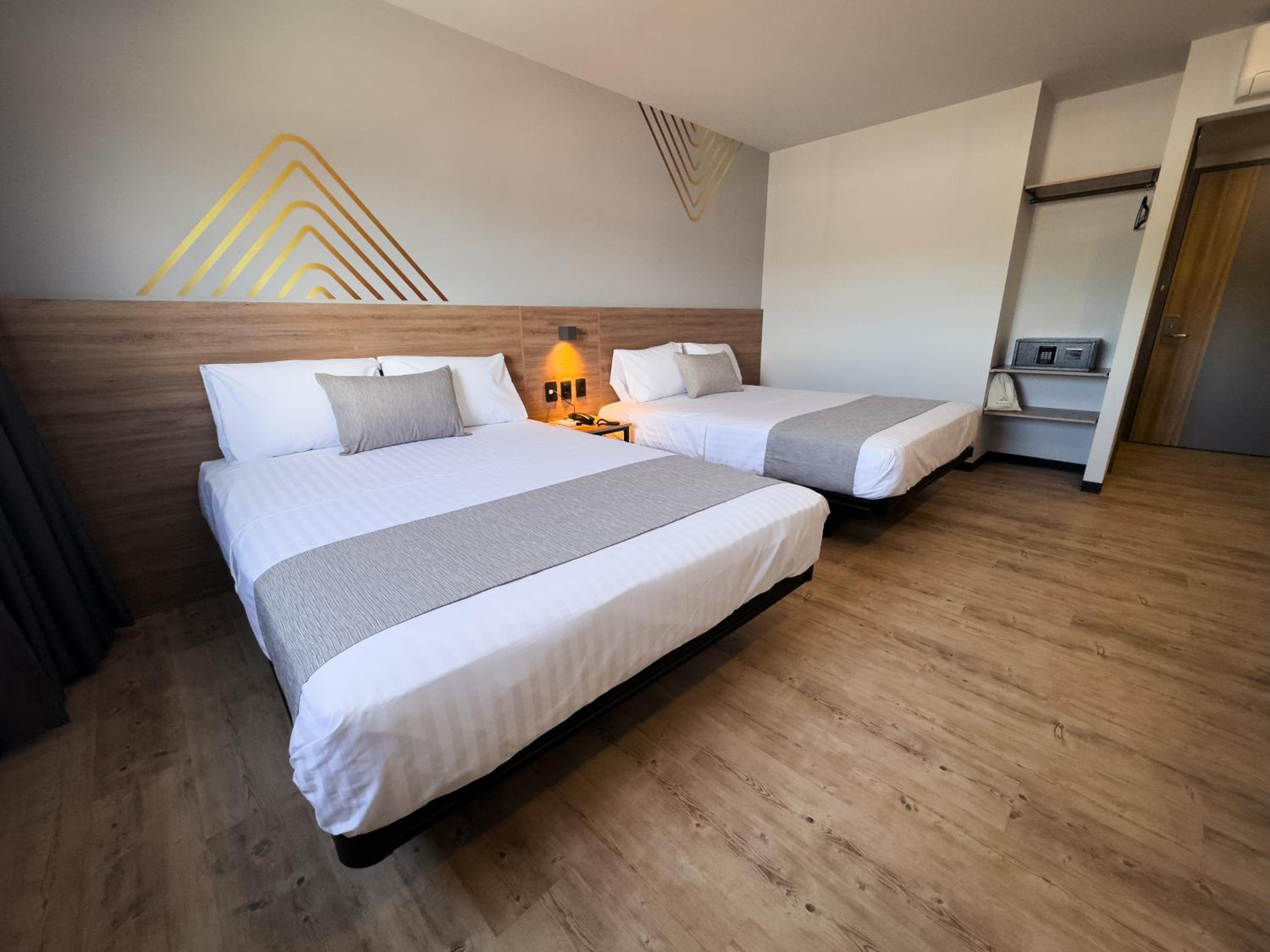 Standard Double Room - Photo 1