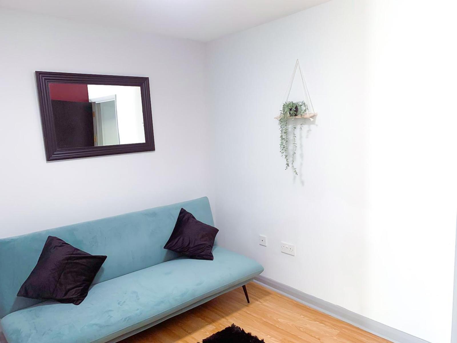 Three-Bedroom Apartment photo 1