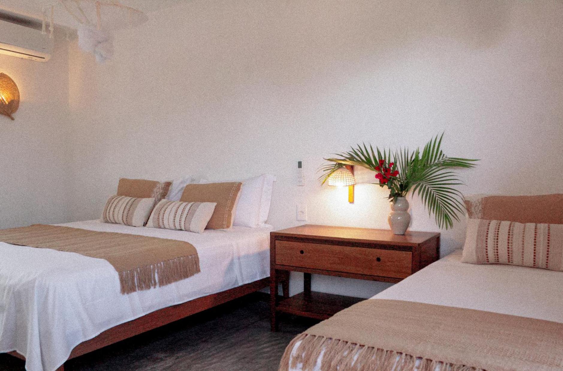 Triple Room with Private Bathroom photo 2