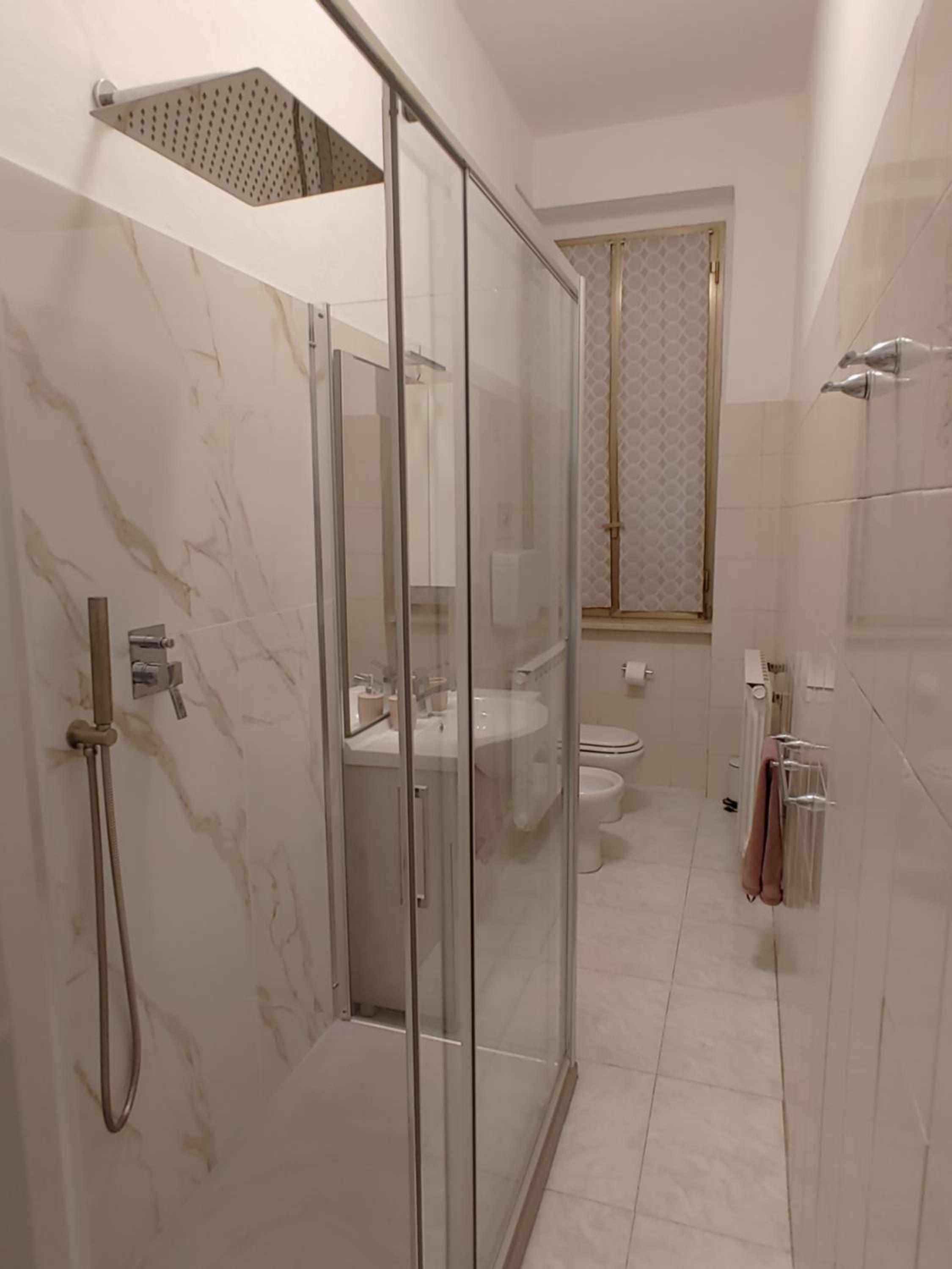 One-Bedroom Apartment - Photo 8