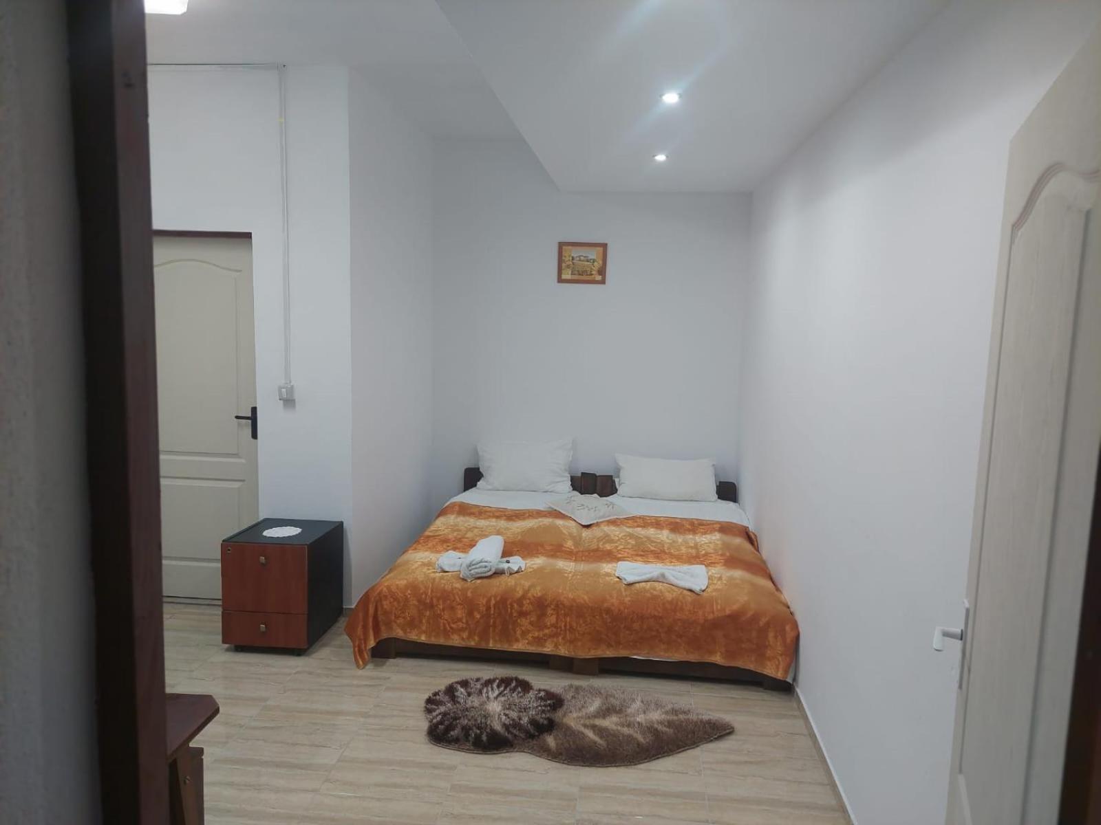 Double or Twin Room photo 1