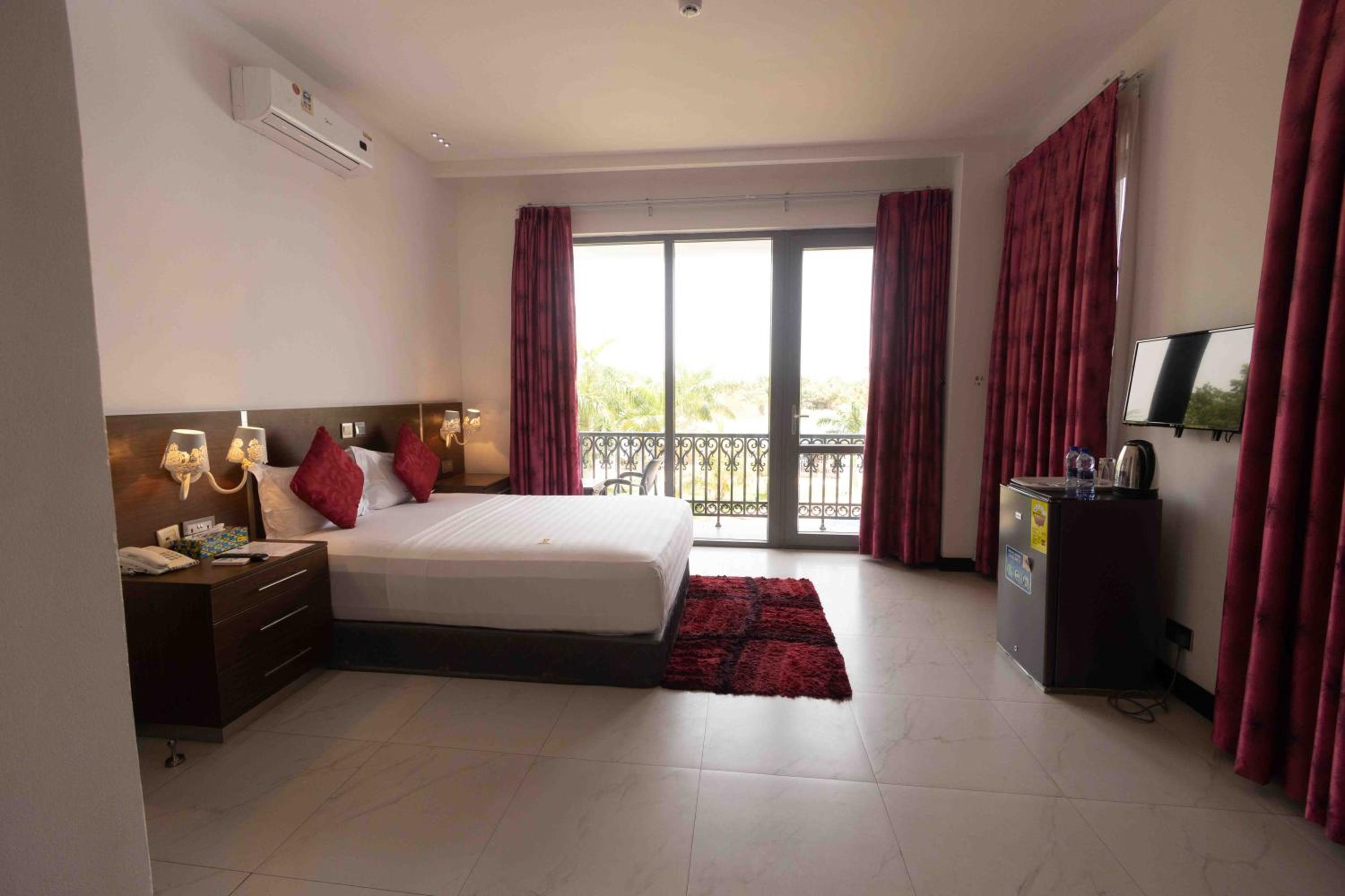 Double Room With Lake View photo 2