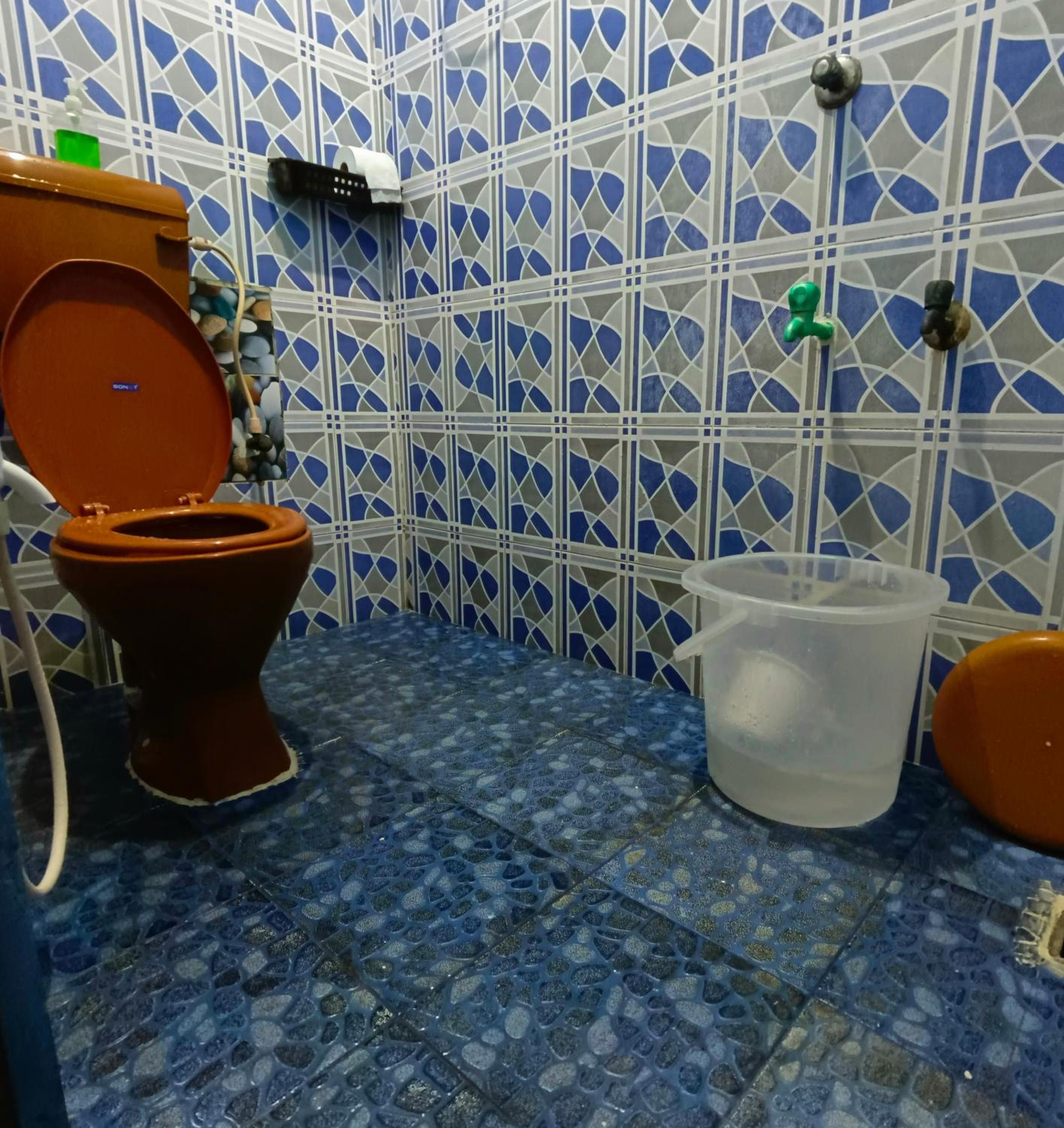 Deluxe Double Room (2 Adults + 1 Child) photo 2