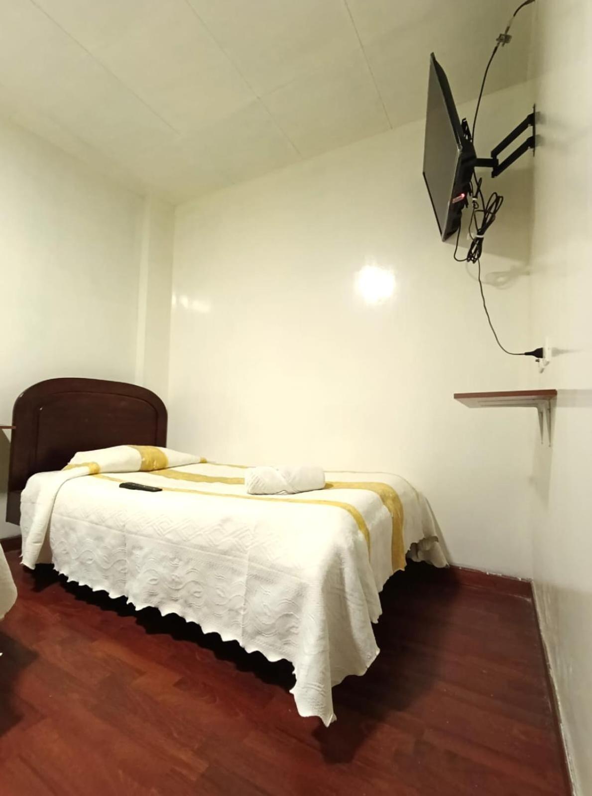 Standard Twin Room photo 1