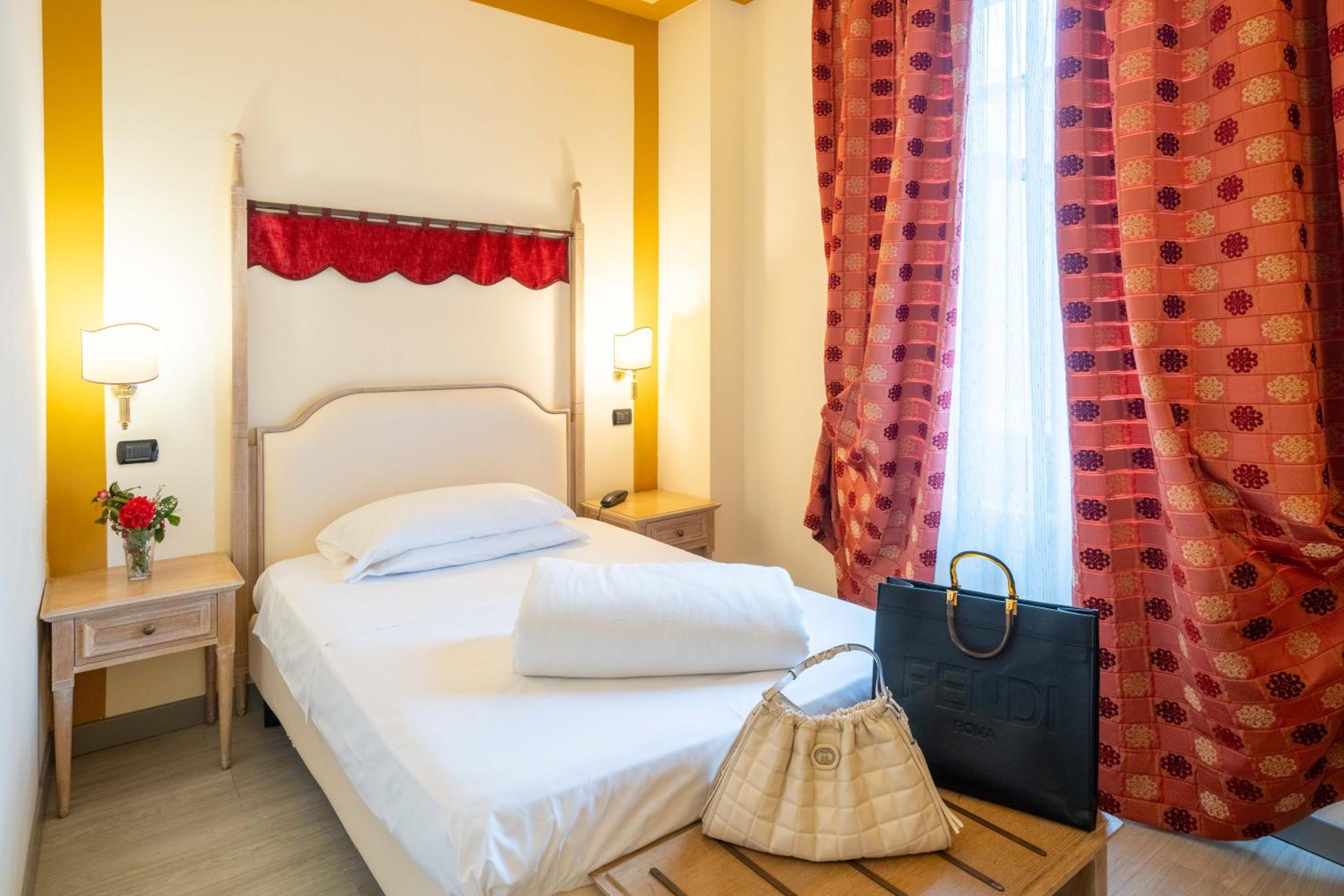 Classic Single Room