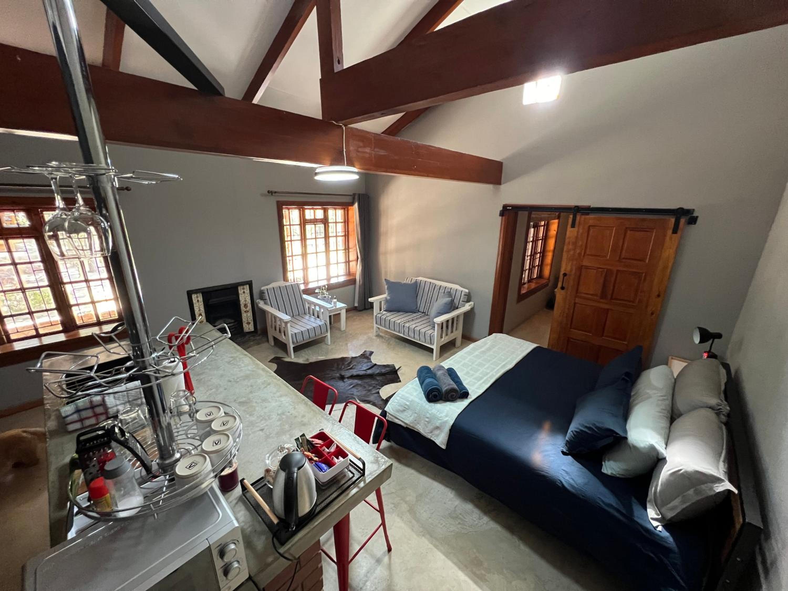 Deluxe King Room photo 1