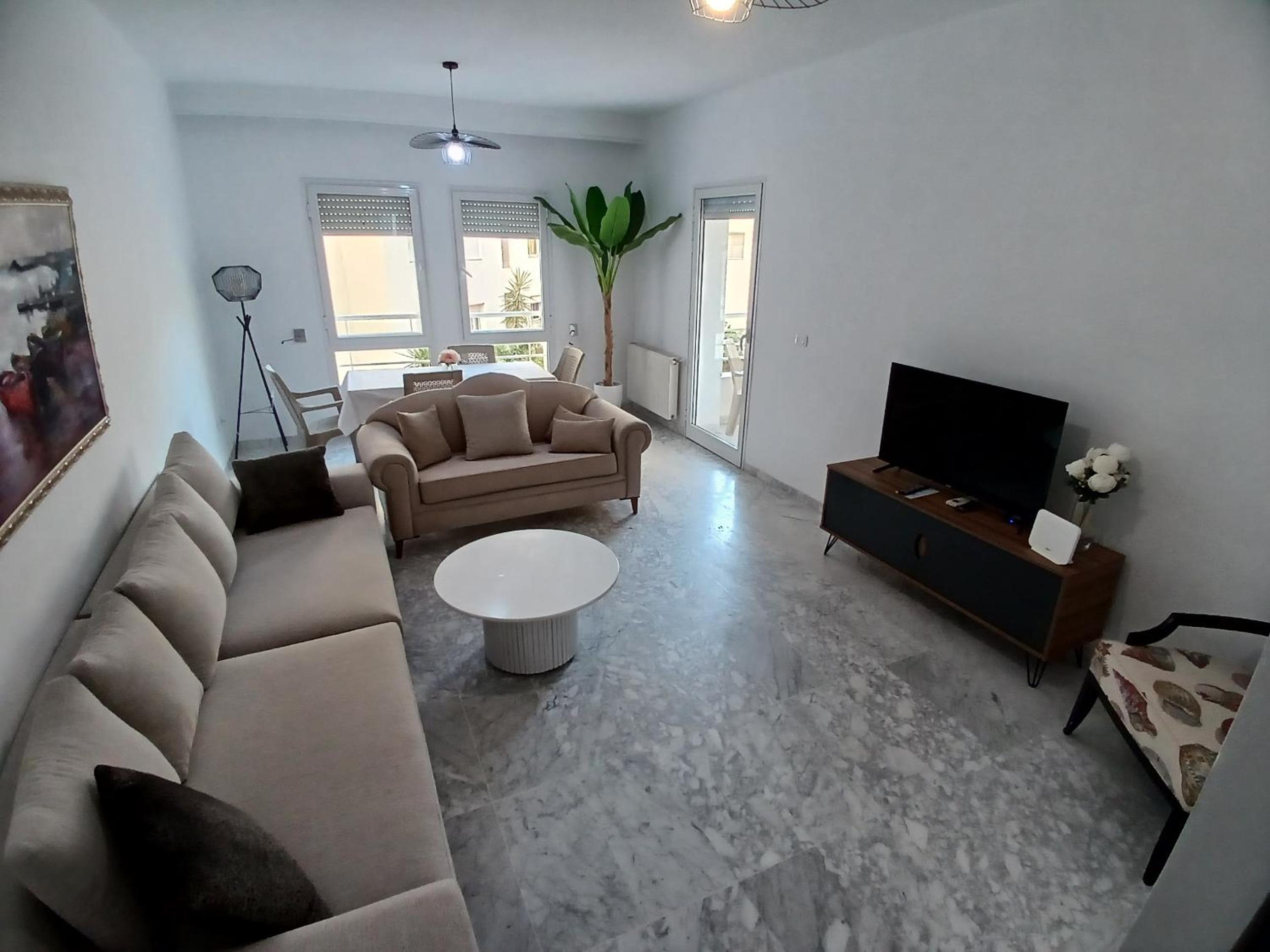 Three-Bedroom Apartment photo 1