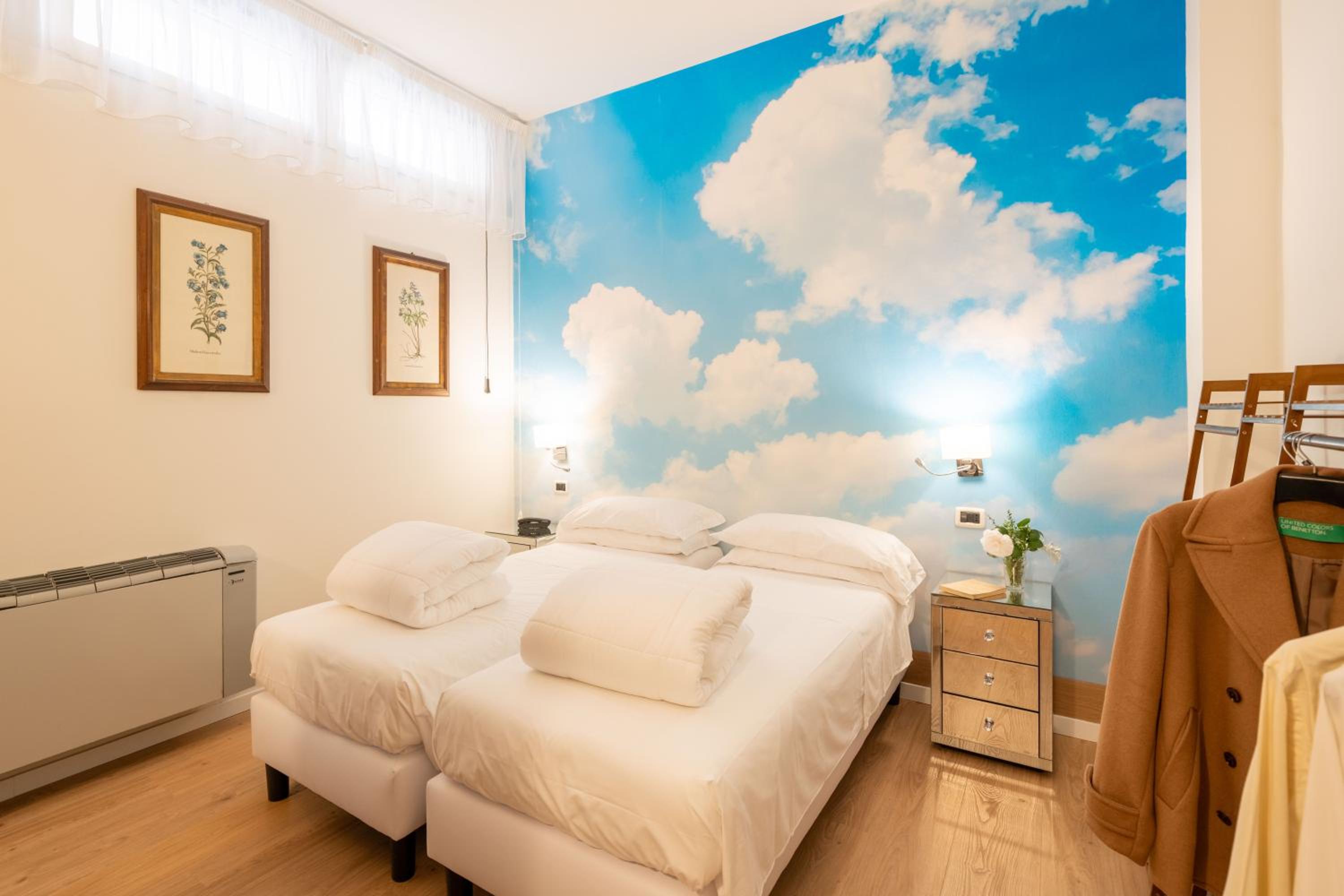 Double or Twin Room - Photo 16