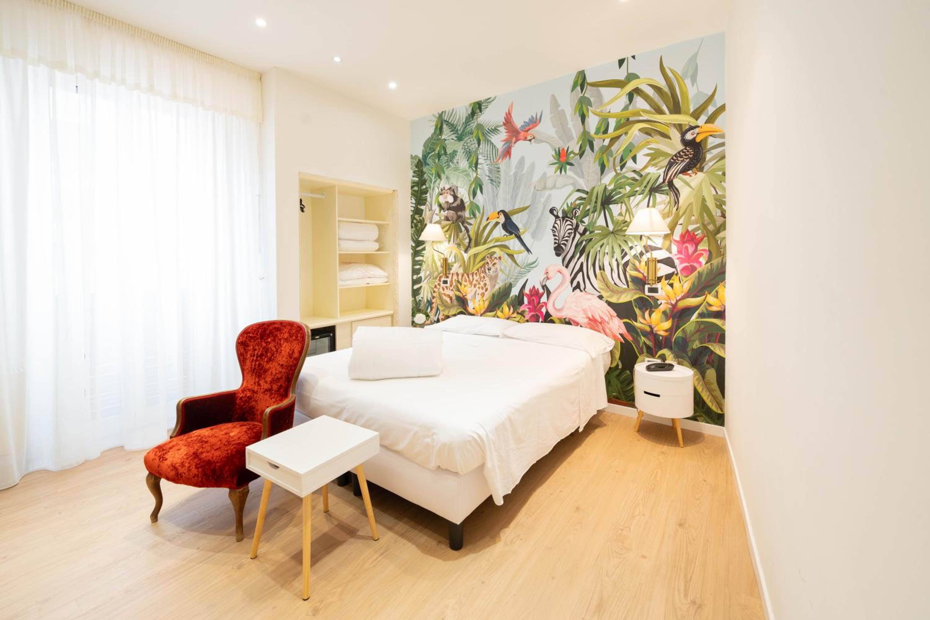 Double or Twin Room - Photo 5