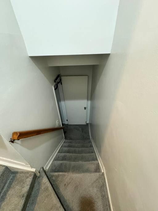 Three-Bedroom House photo 3