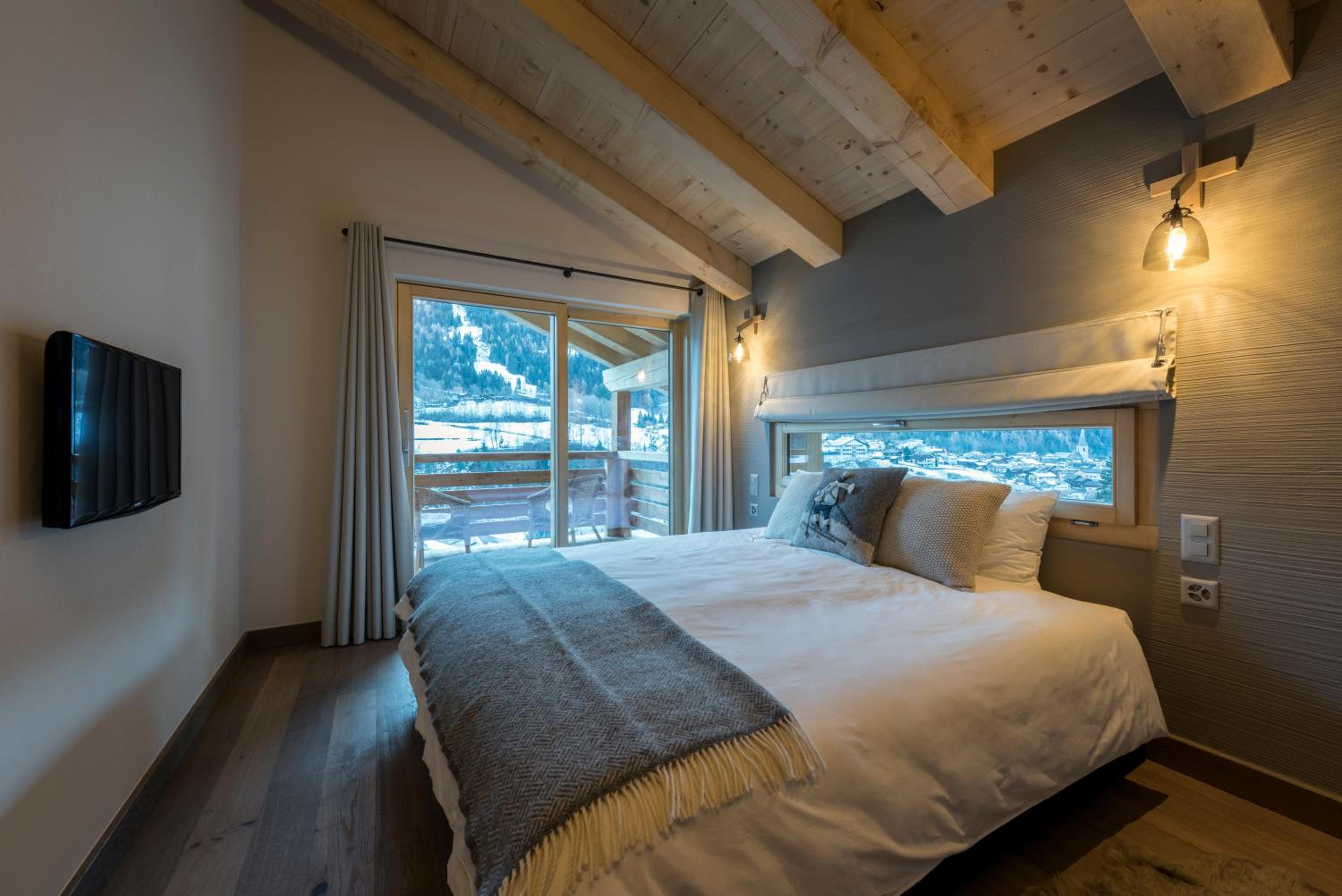 Double Room with Balcony photo 2