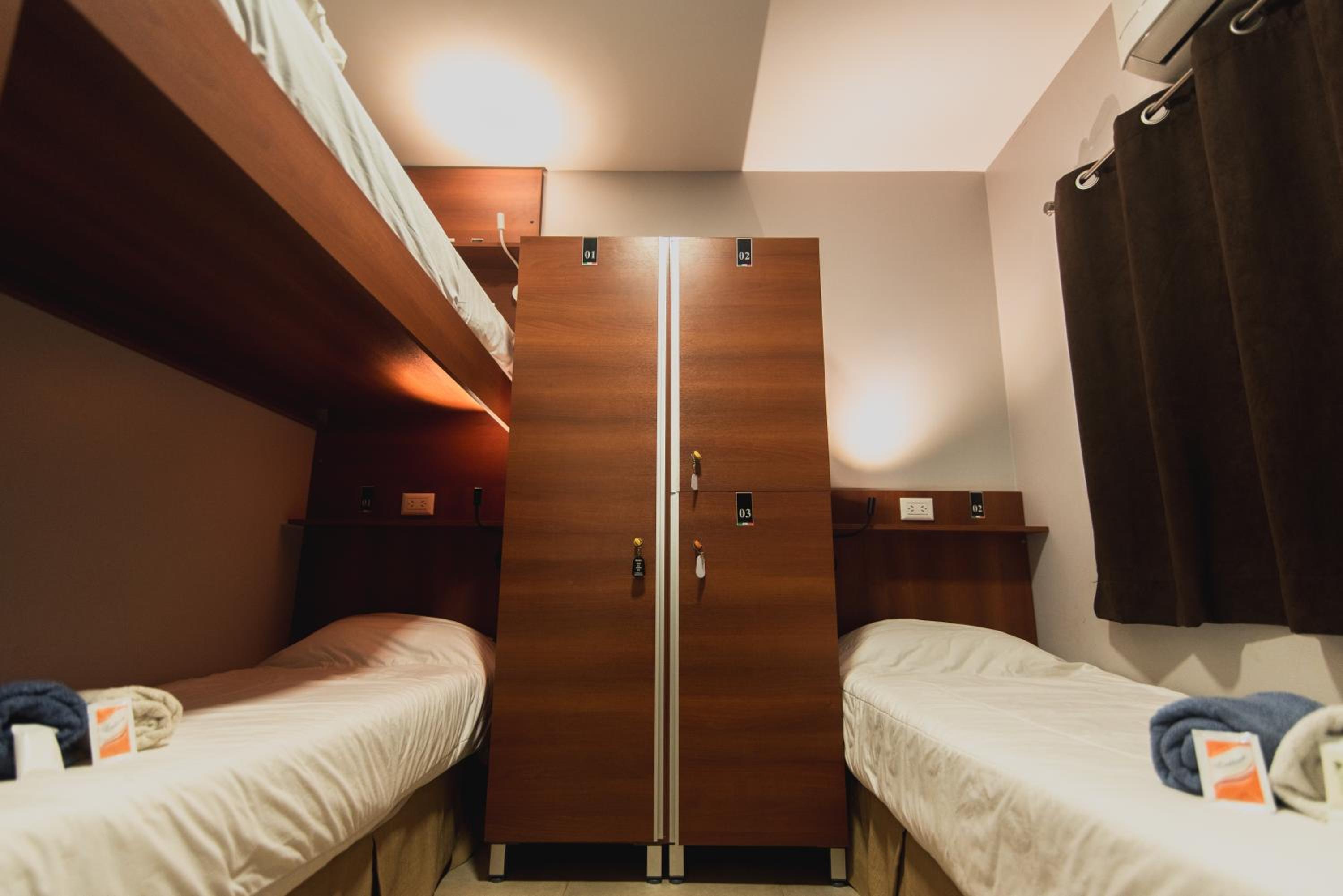 Economy Triple Room