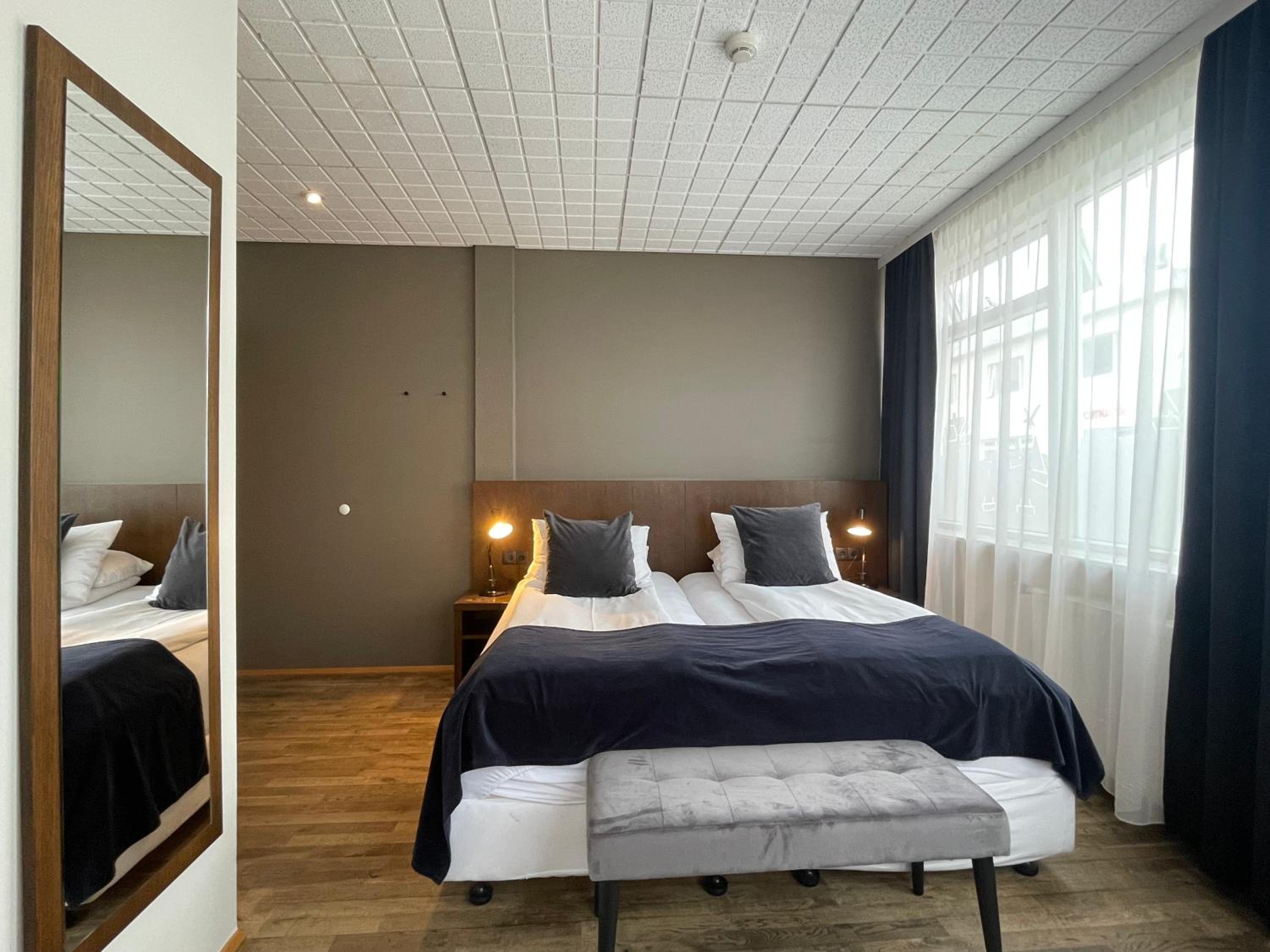 Standard Double Room - Photo 3