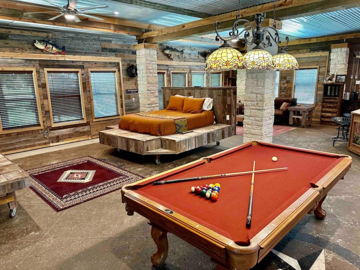 Four-Bedroom House photo 1