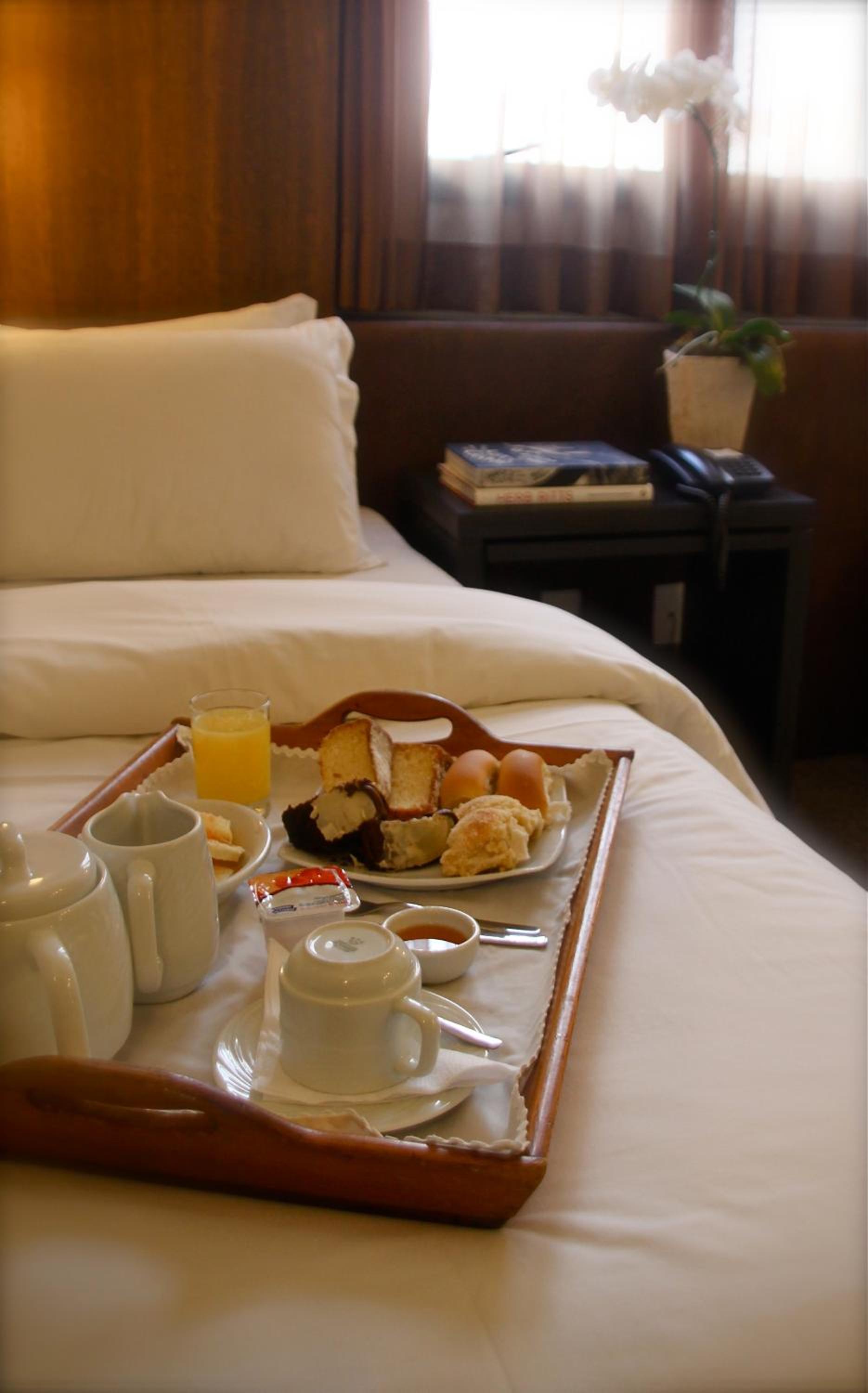 Executive Room with Double Bed - Photo 6