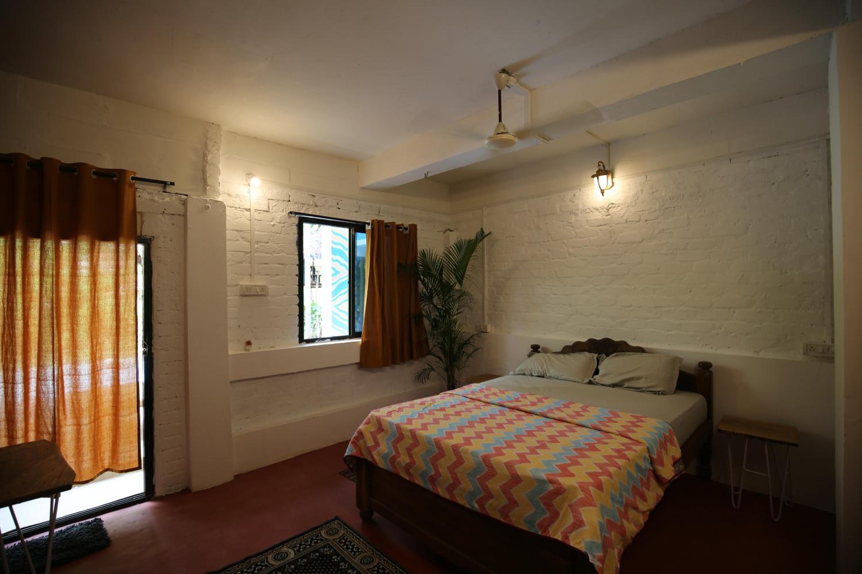 Budget Double Room photo 3
