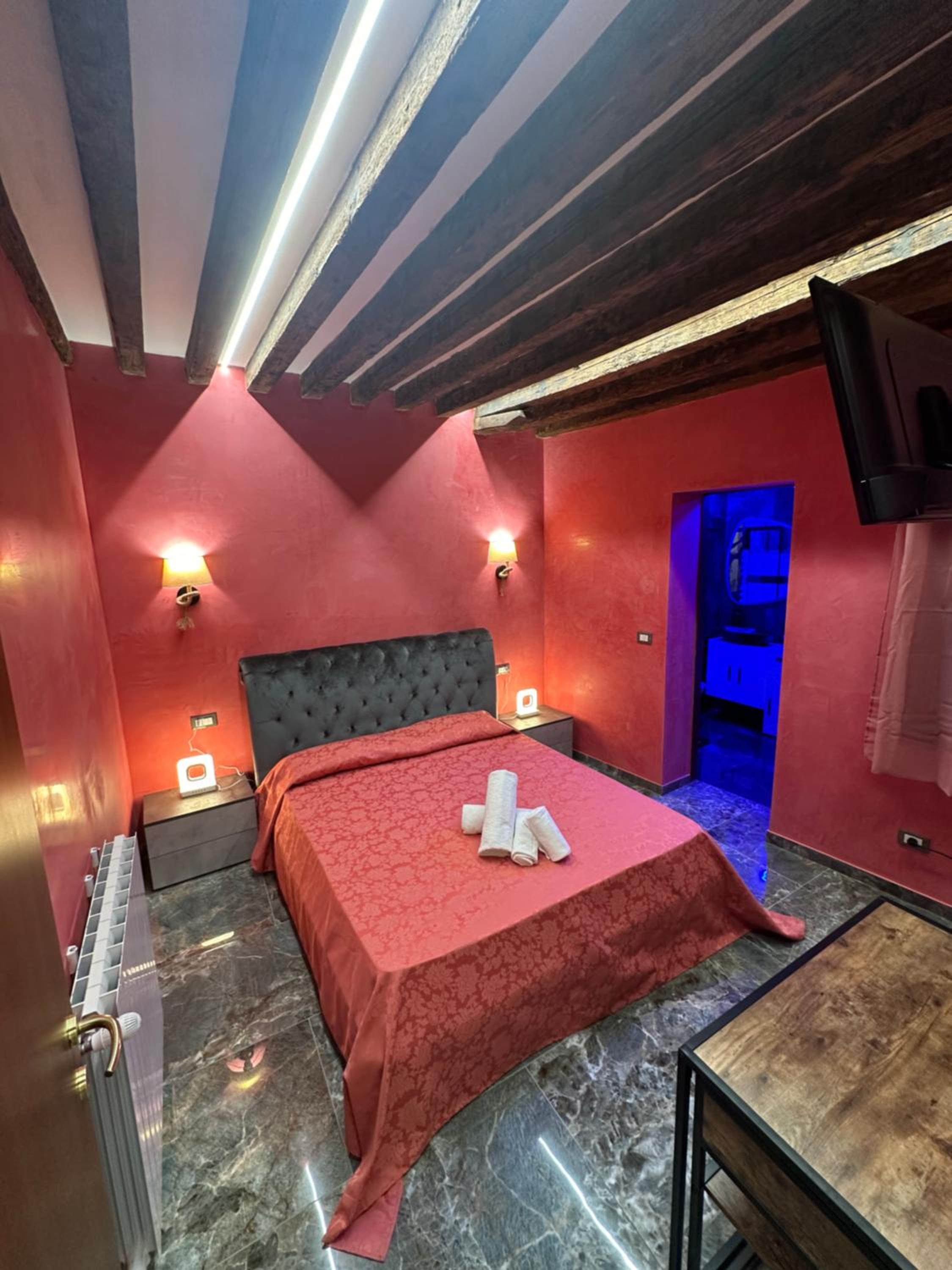 Double Room with Private Bathroom photo 1