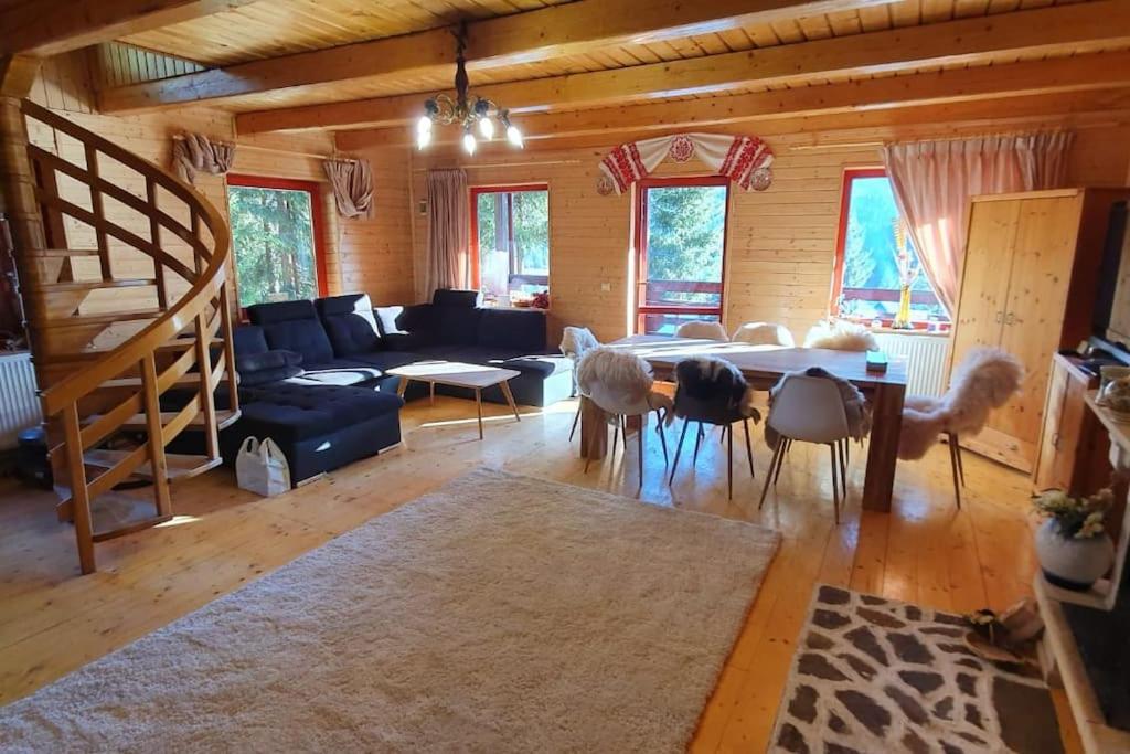 Superior Chalet photo 3