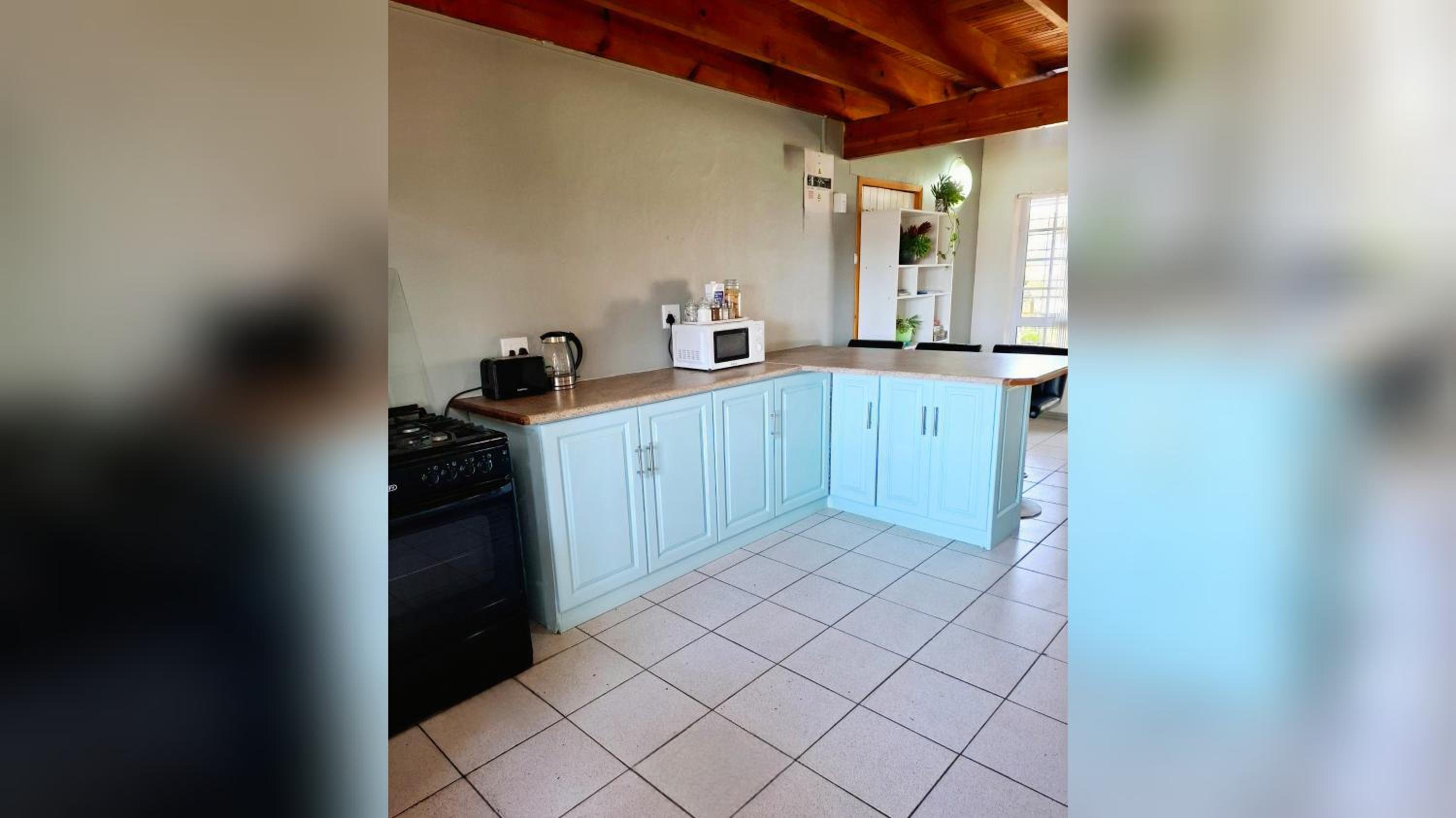 Four-Bedroom House - Photo 13