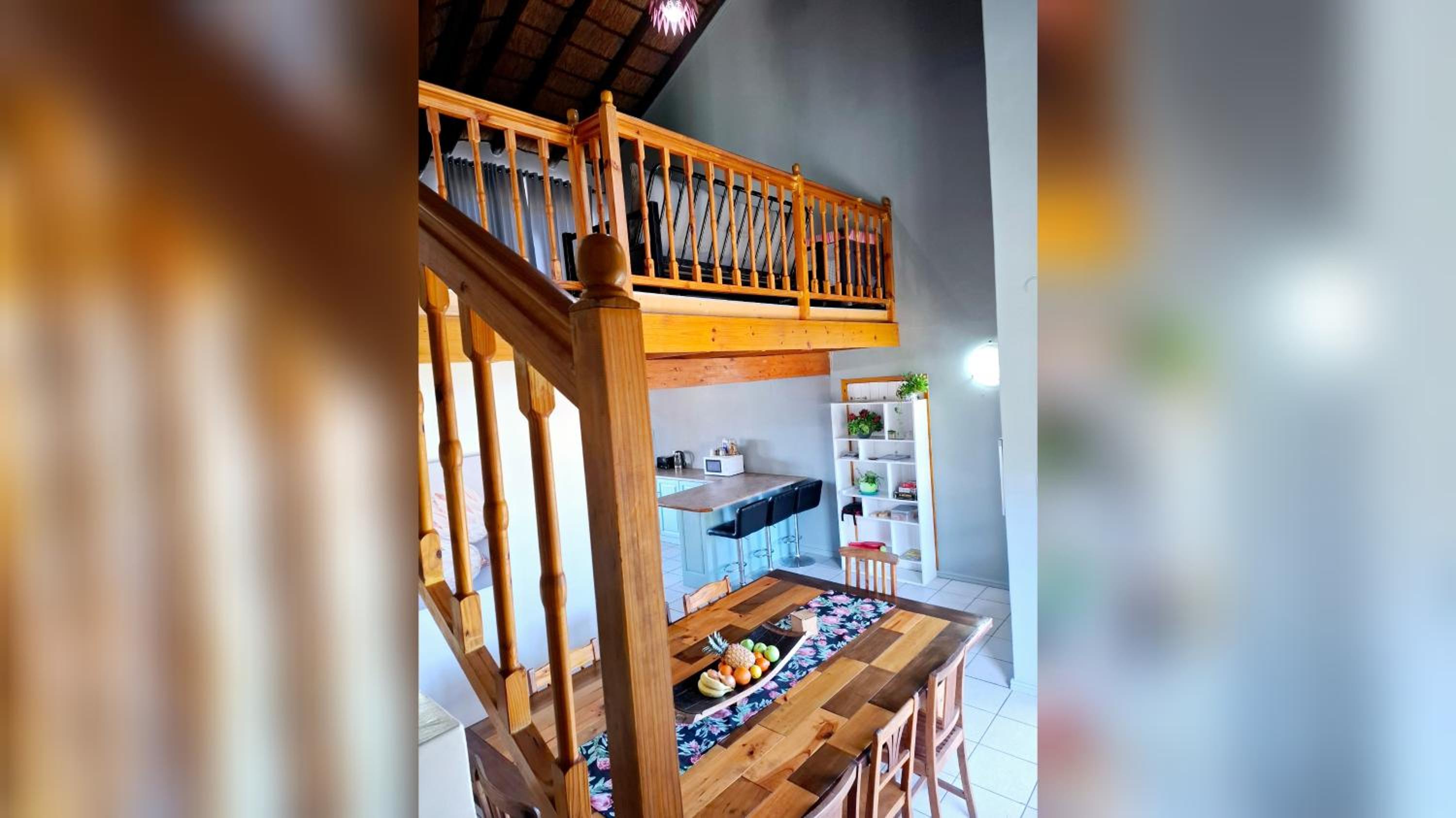 Four-Bedroom House - Photo 14