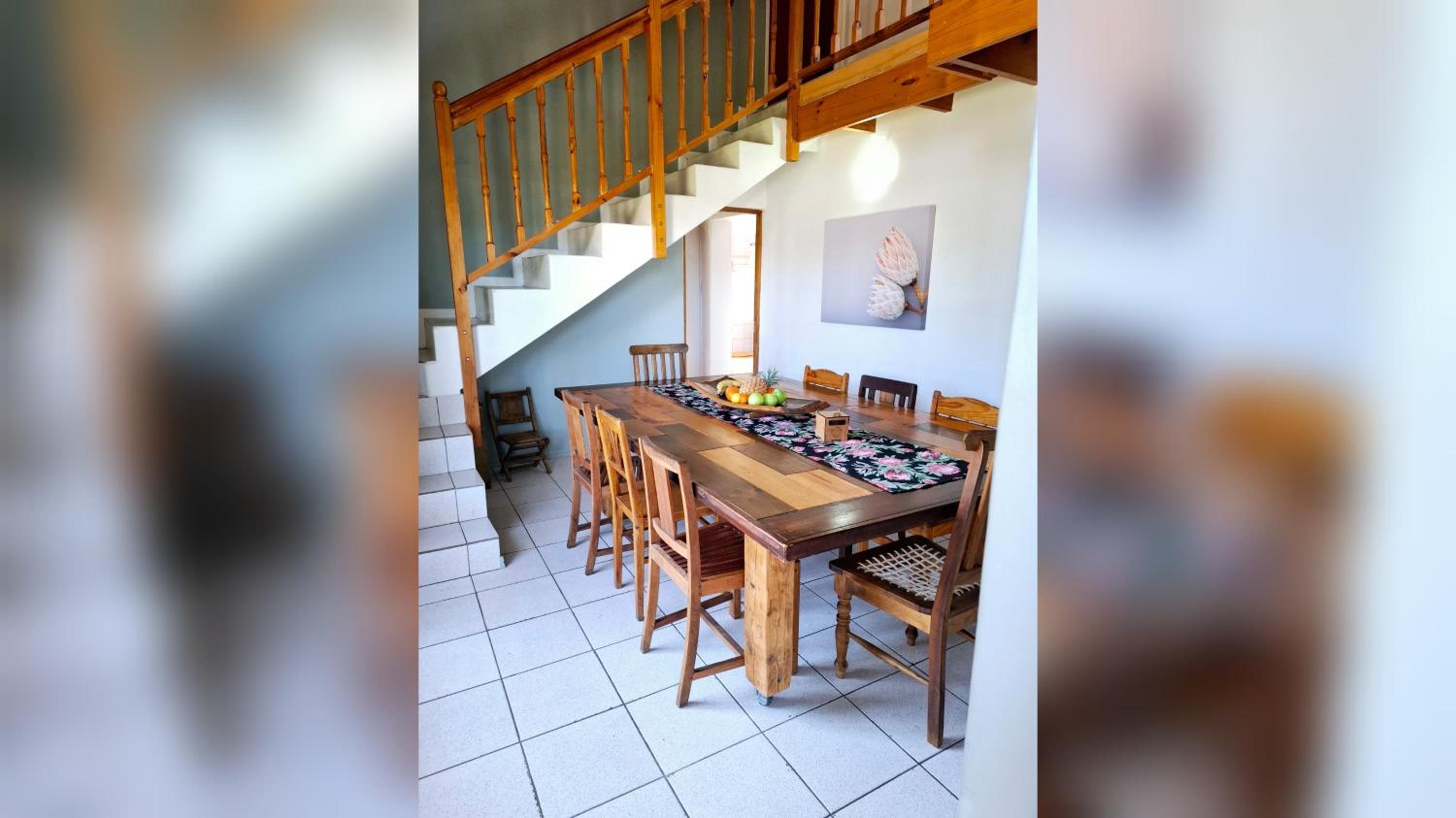 Four-Bedroom House - Photo 15